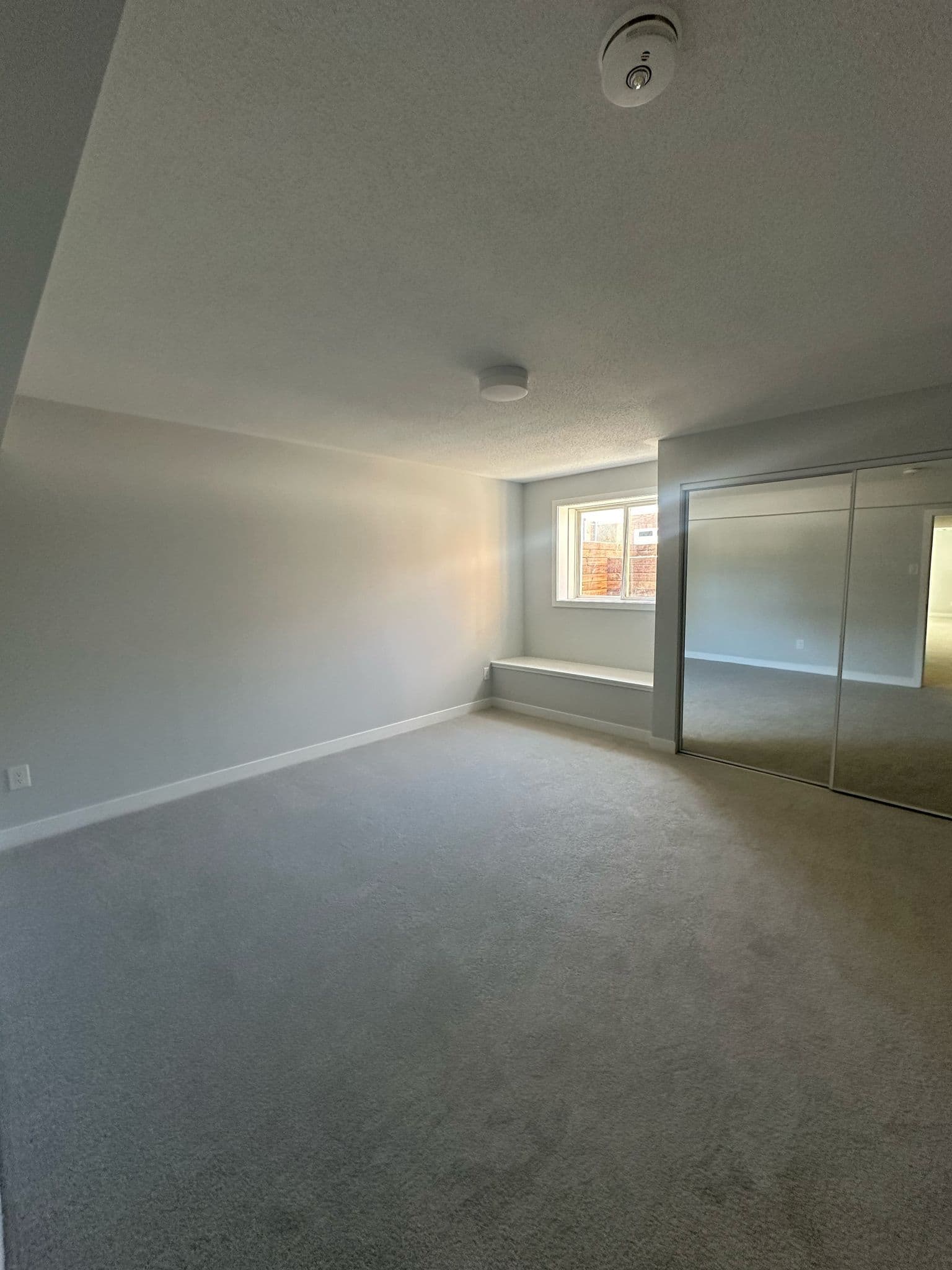 900 Parnian Private, Barrhaven, ON K2J 7K6