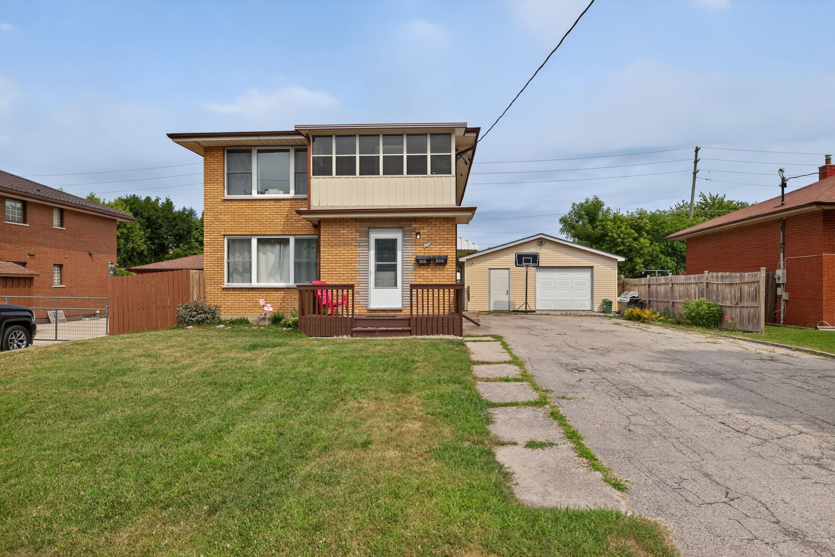 204 Burnside Drive, London East, ON N5V 1B7