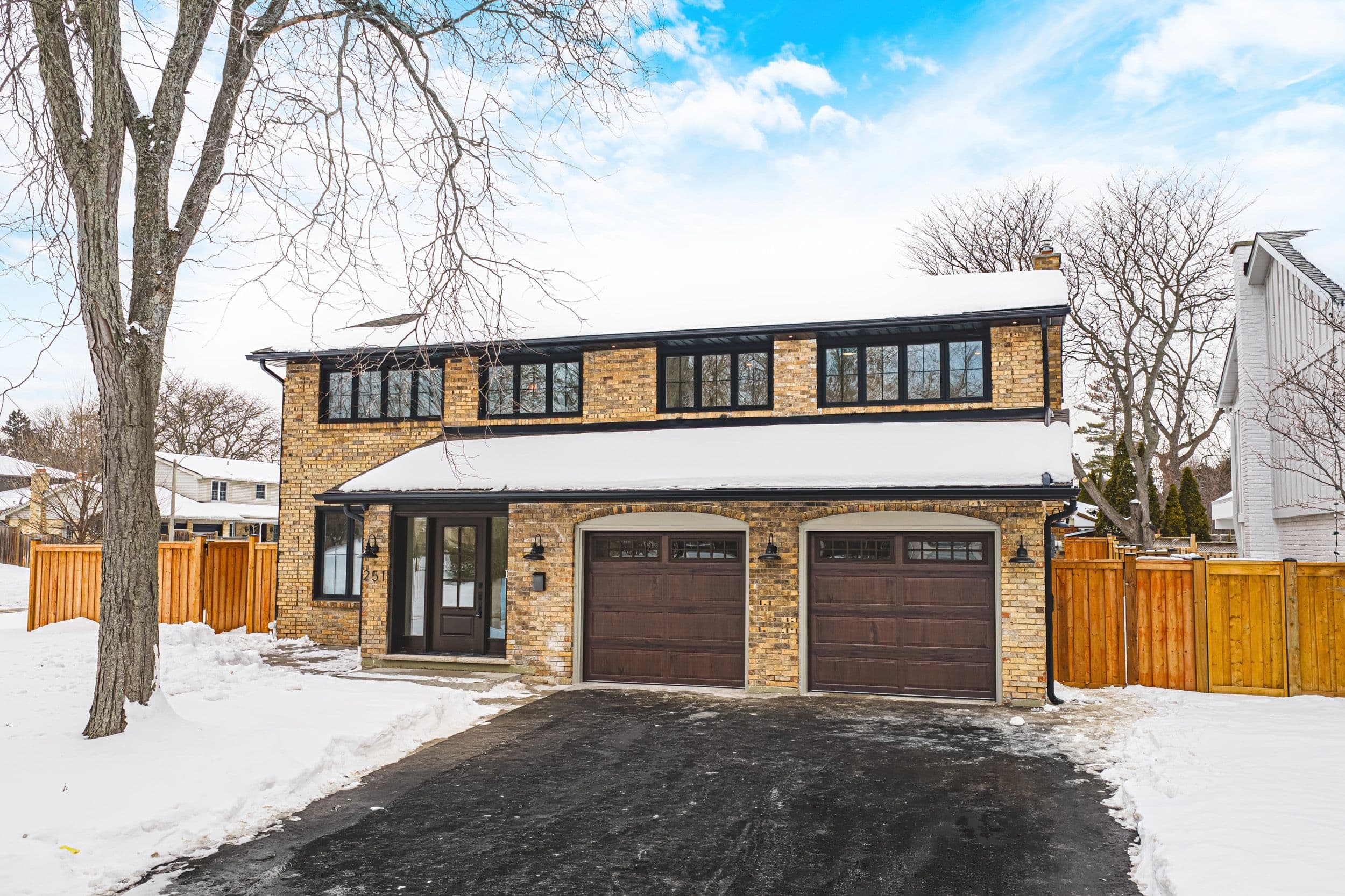 251 Glen Afton Drive, Burlington, ON L7L 1G8
