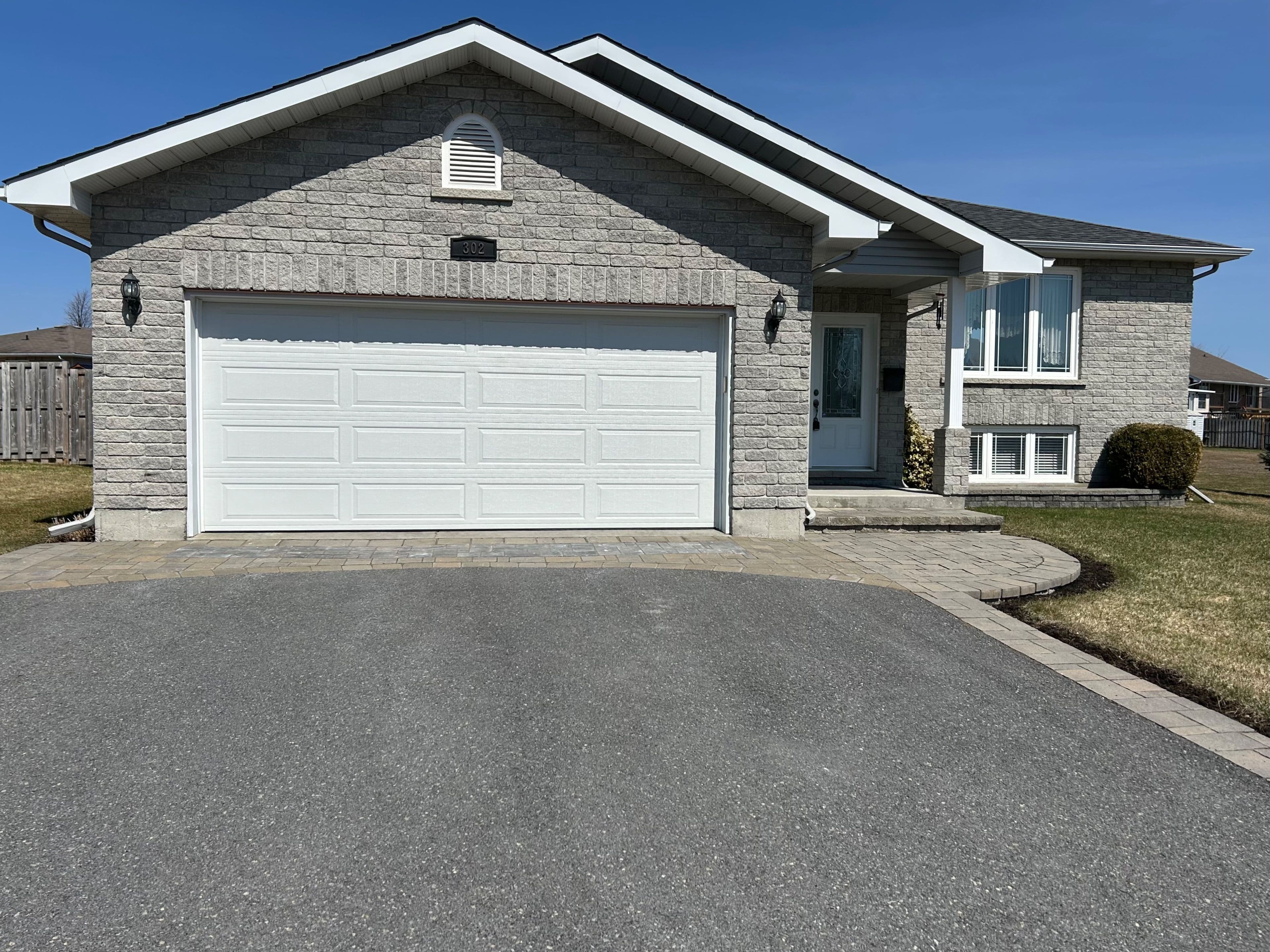 302 Emma Avenue, Cornwall, ON K6J 0A2