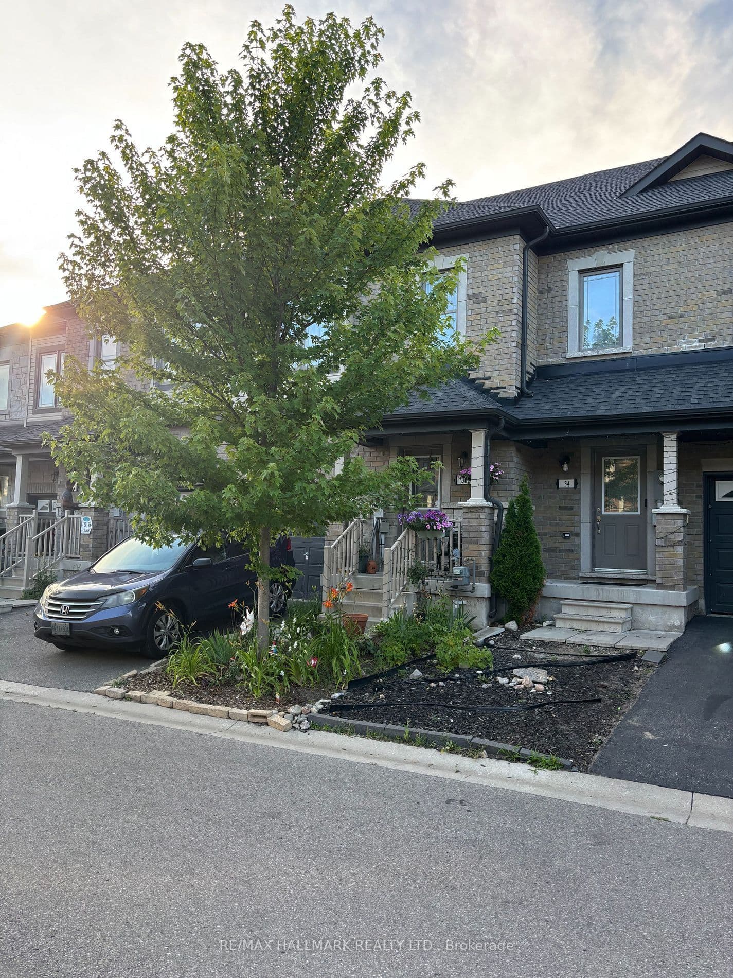 36 Deneb Street, Barrie, ON L4M 0K6