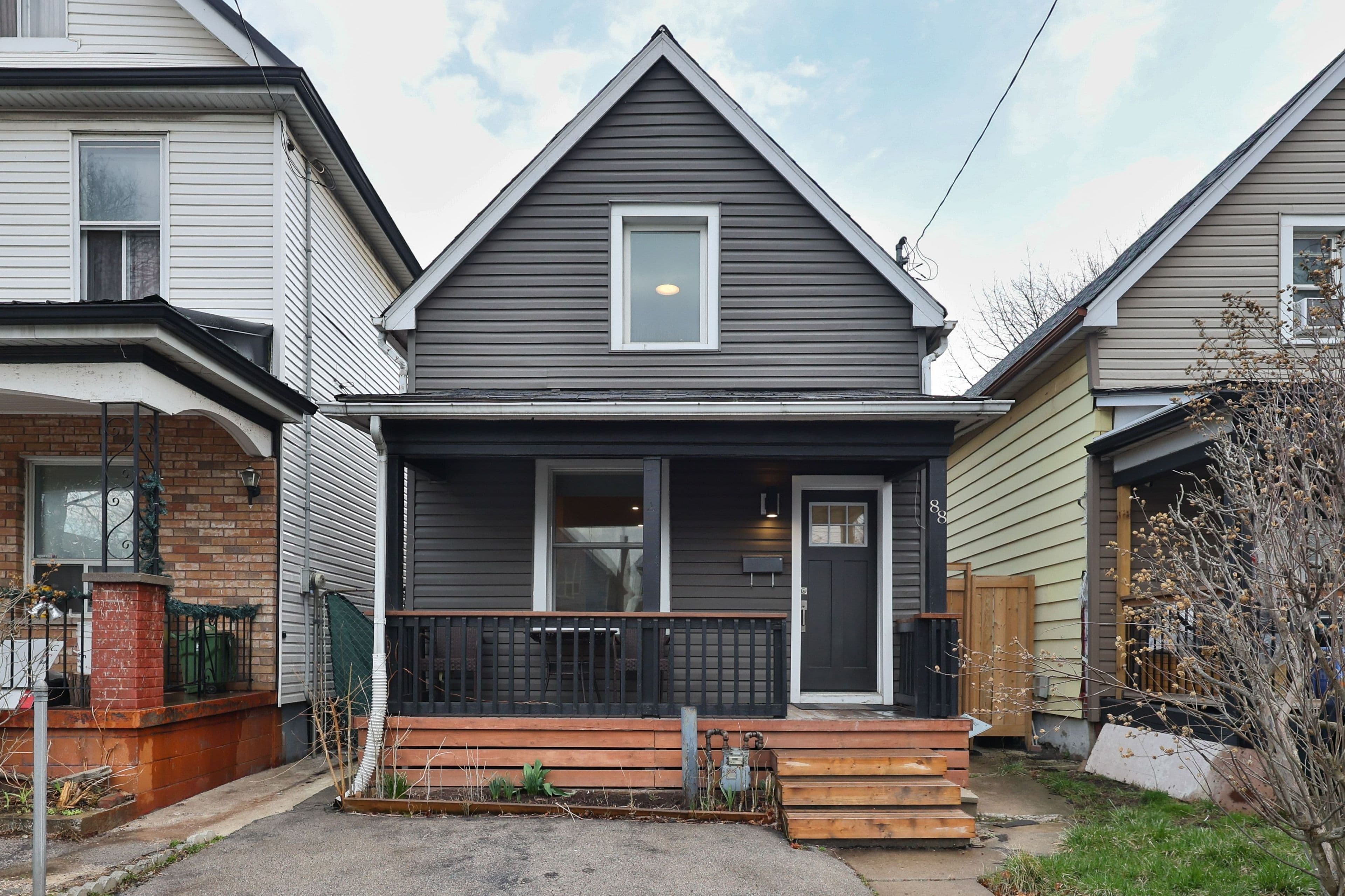 88 Chestnut Avenue, Hamilton, ON L8L 6K9
