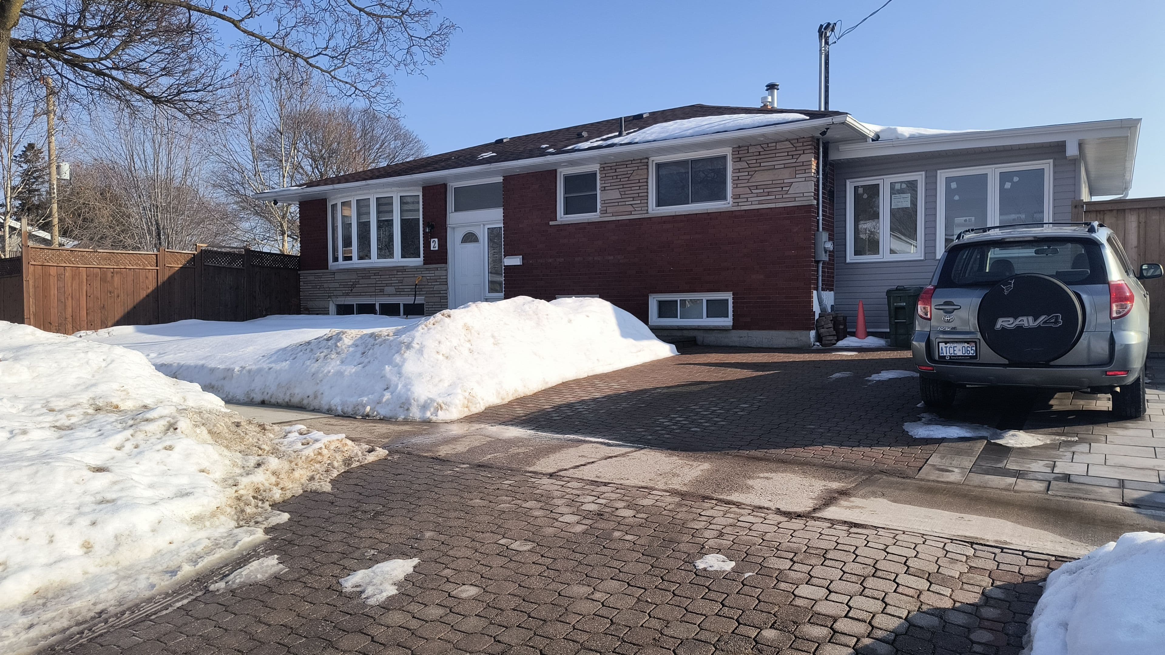 2 Cora Crescent Bsmt, Toronto E09, ON M1P 4M4