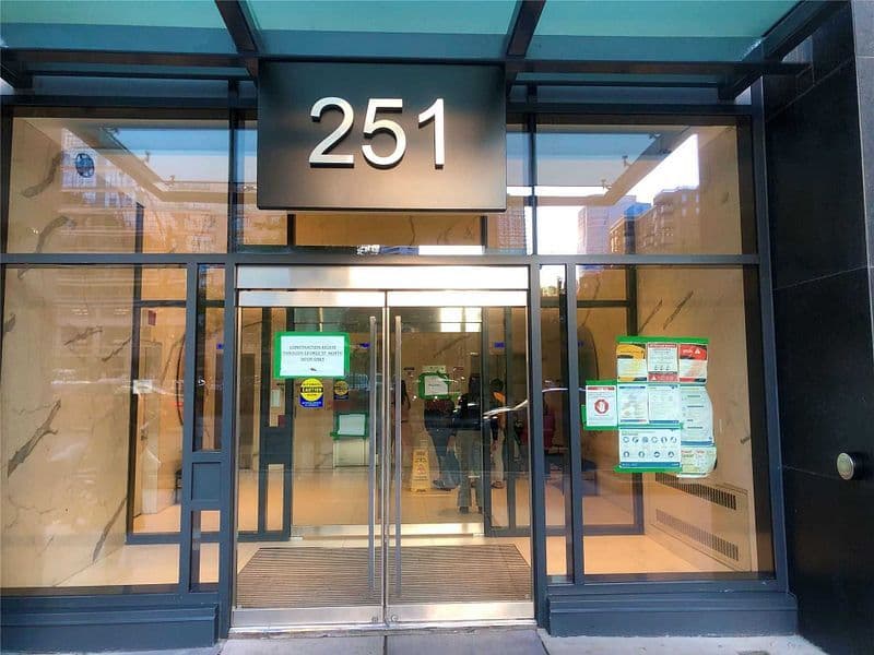 251 Jarvis Street 925, Toronto C08, ON M5B 0C3