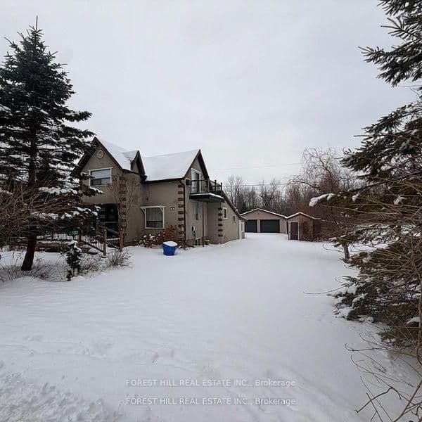 102 Harbard Road, Prince Edward County, ON K0K 1L0