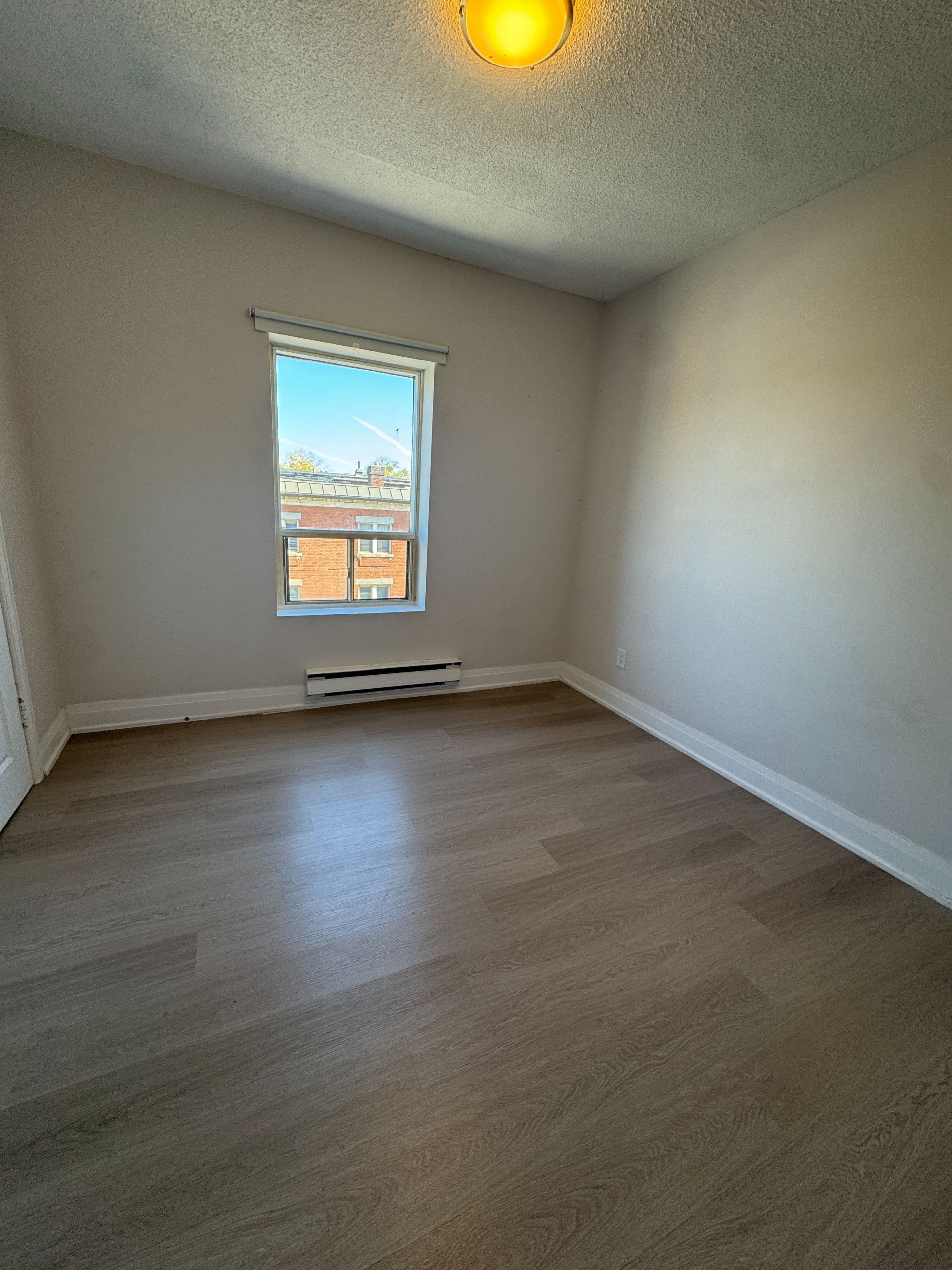 98 Northcliffe Boulevard 6, Toronto C03, ON M6H 3H2