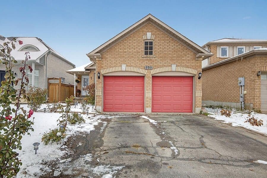 191 Wessenger Drive, Barrie, ON L4N 8N9