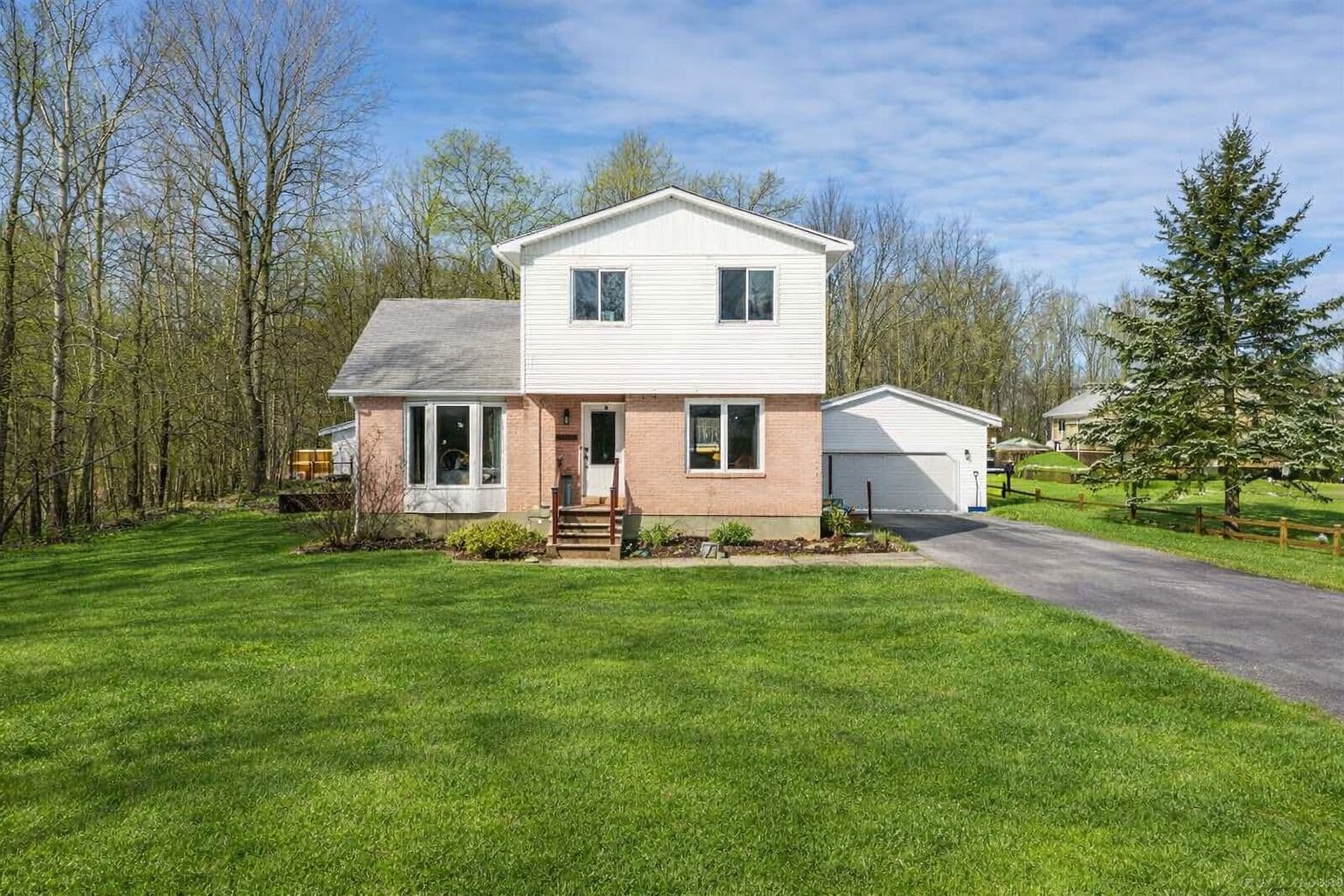 13475 CRUMP Road, North Dundas, ON K0C 1H0