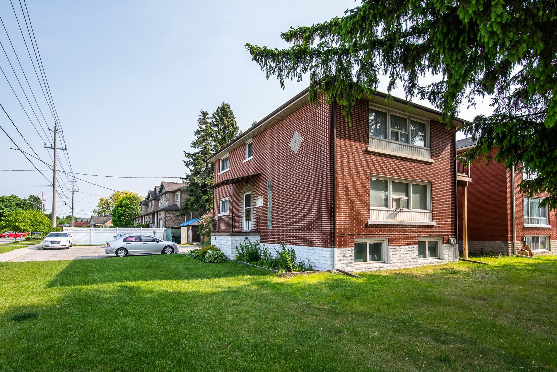 129 River Road E, Kitchener, ON N2B 2G7