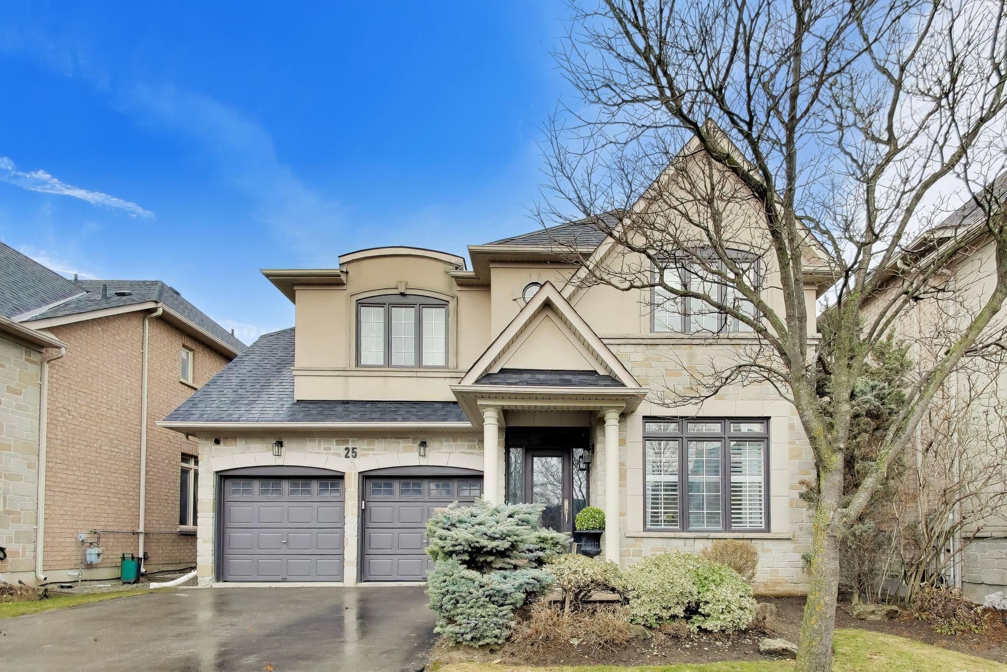 25 Chagall Drive, Vaughan, ON L4J 9B4