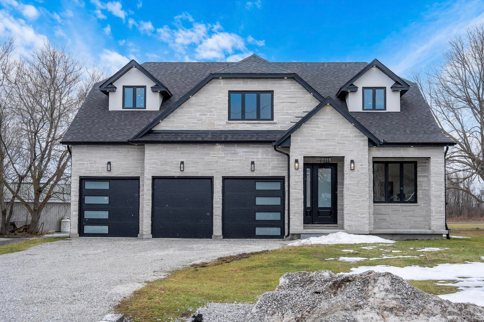 8698 6 Line, Essa, ON L0M 1T0