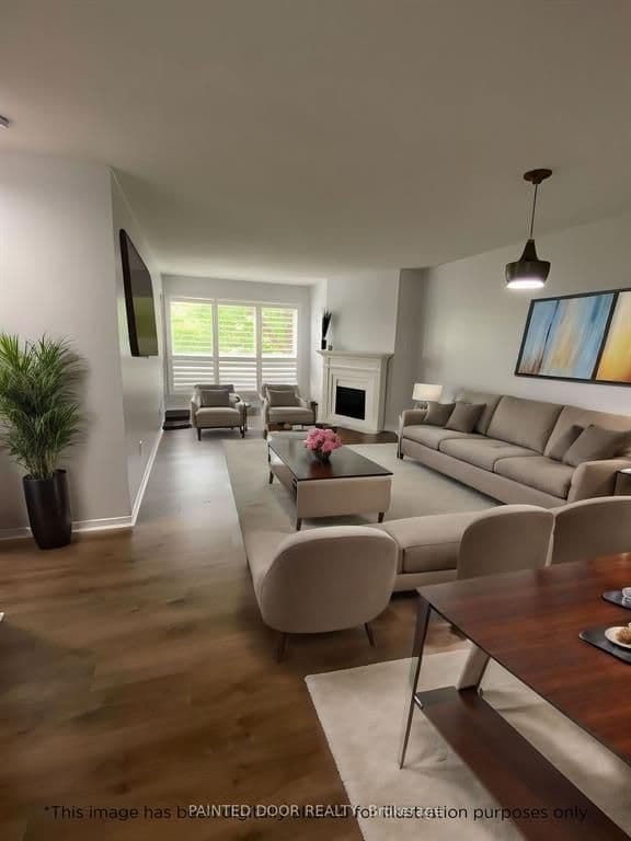 126 Bell Farm Road 212, Barrie, ON L4M 6J3