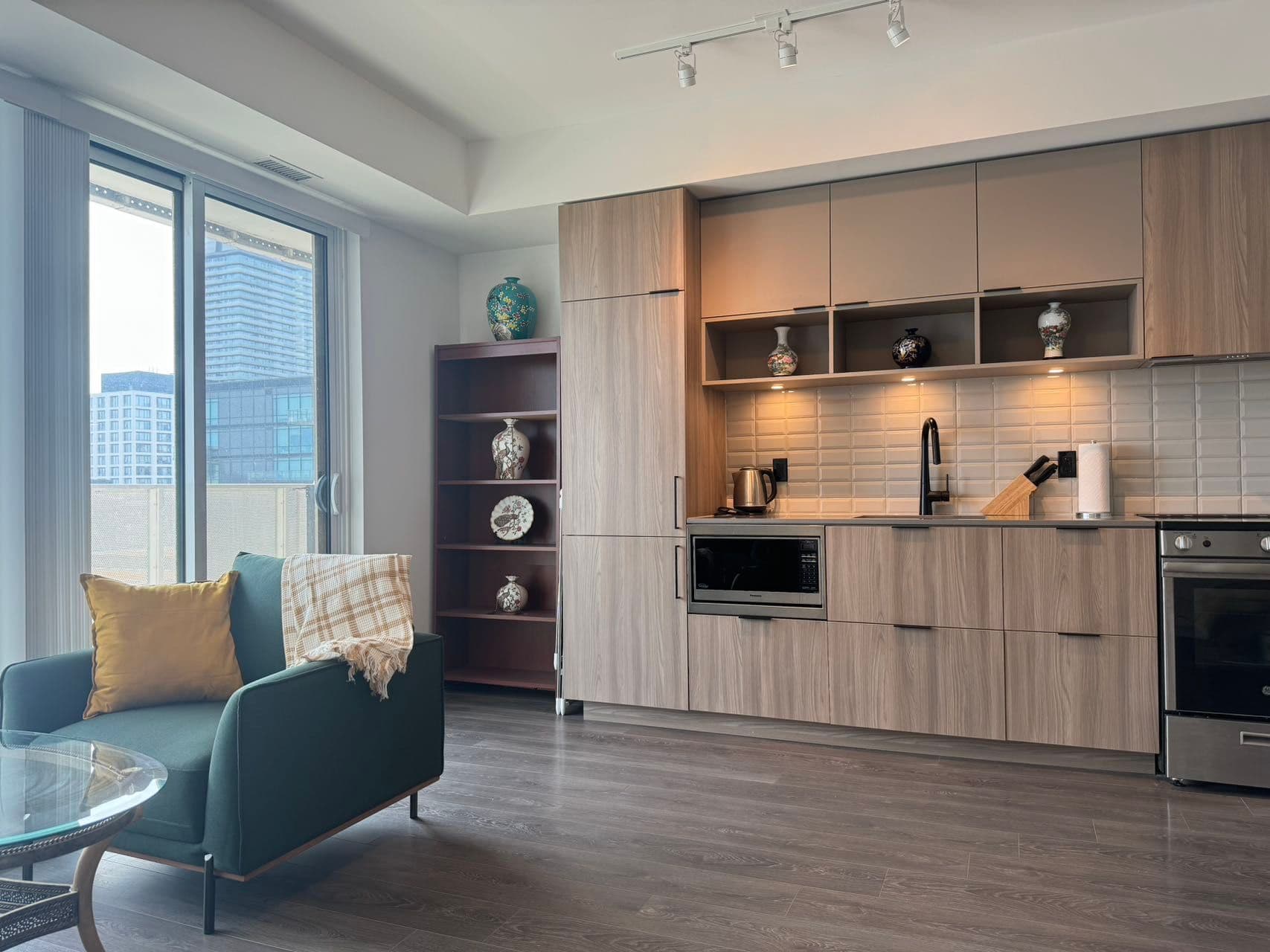 60 Tannery Road 905, Toronto C08, ON M5A 0S8