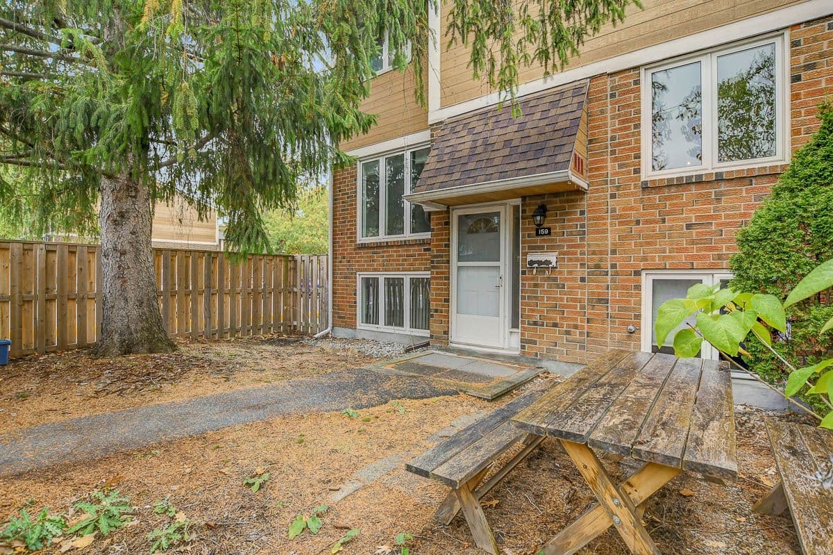 159 Salter Crescent 61, Kanata, ON K2K 1Y8