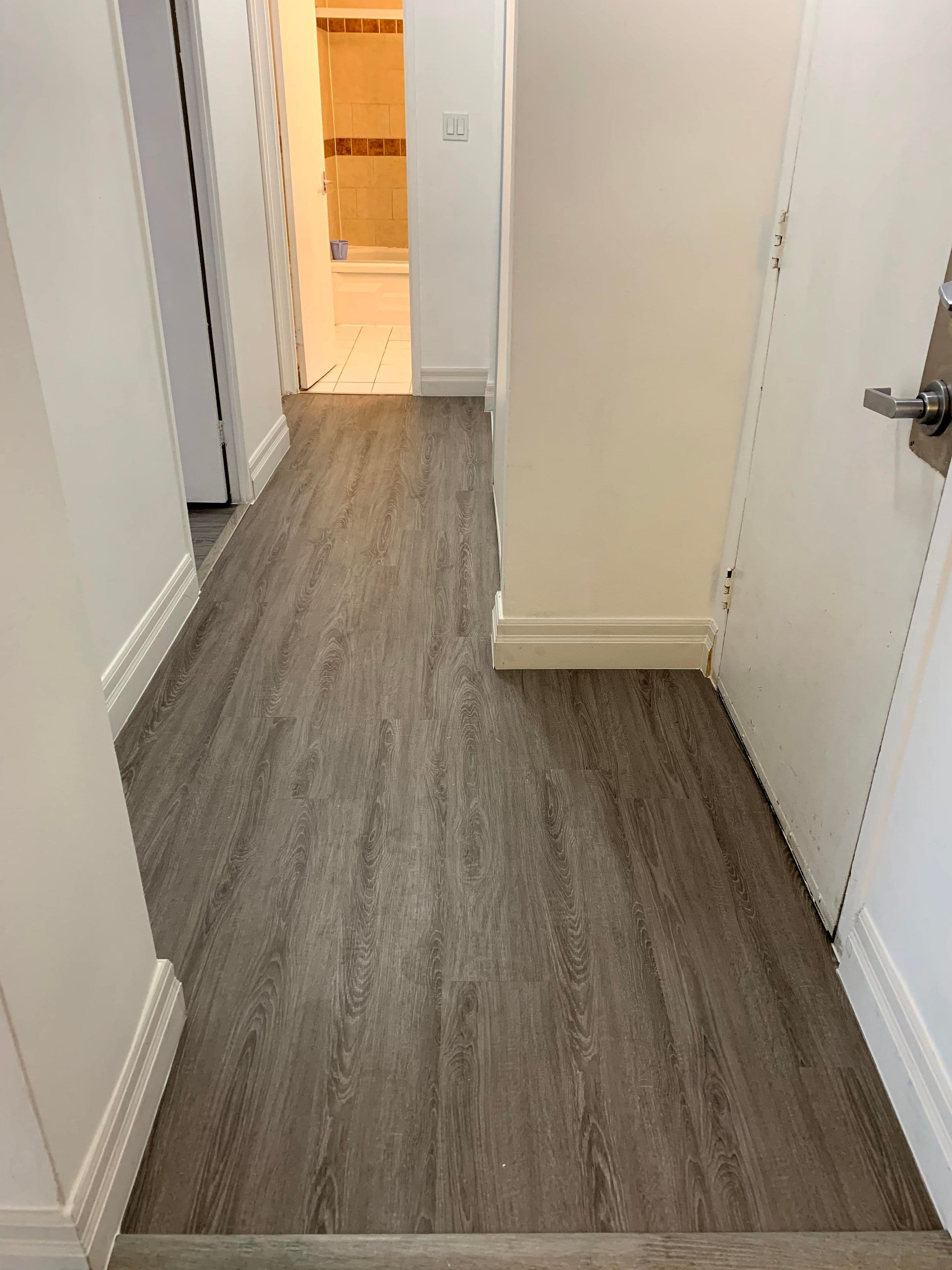 1 Massey Square 204, Toronto E03, ON M4C 5L4