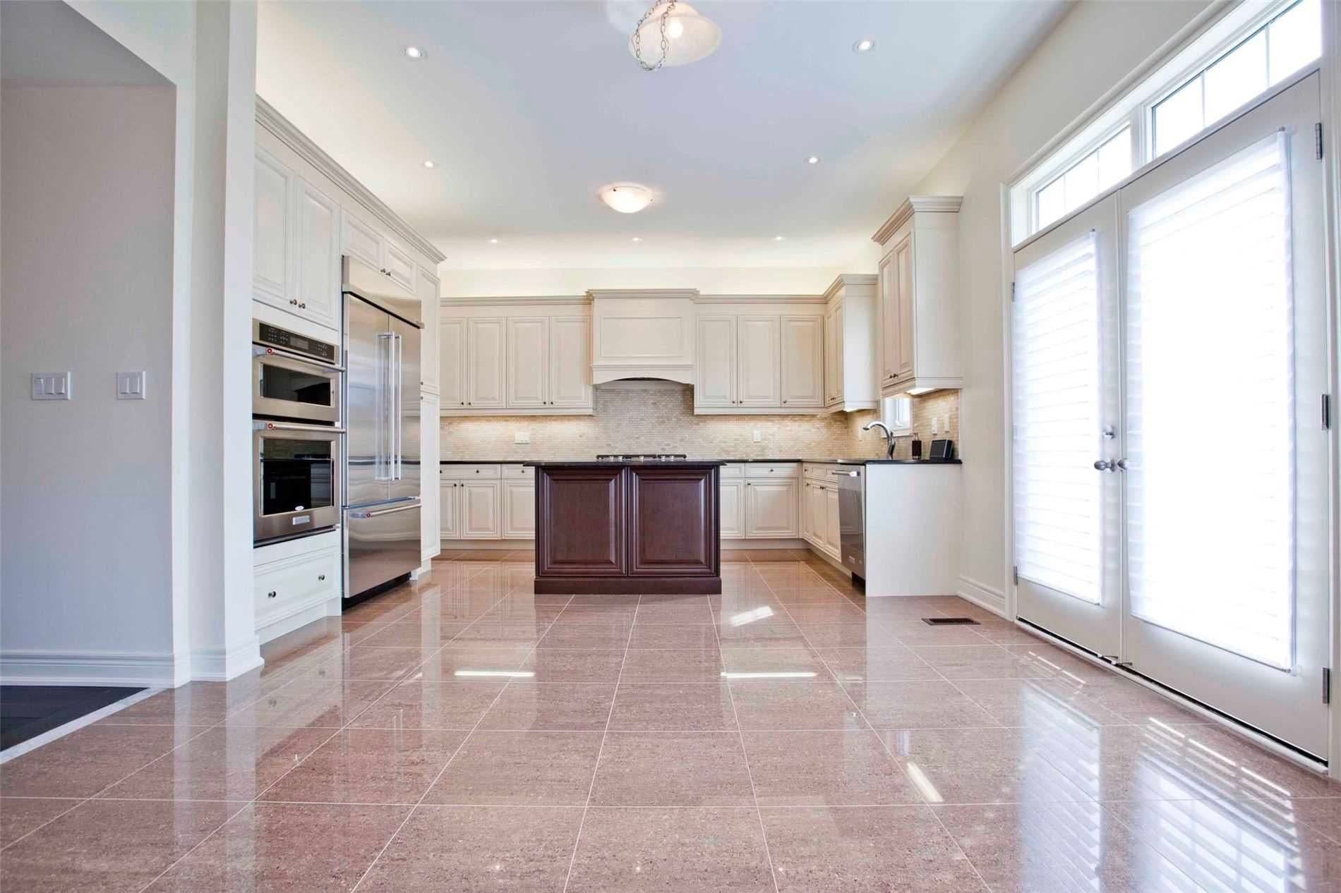 1066 Harden Trail, Newmarket, ON L3X 0H9