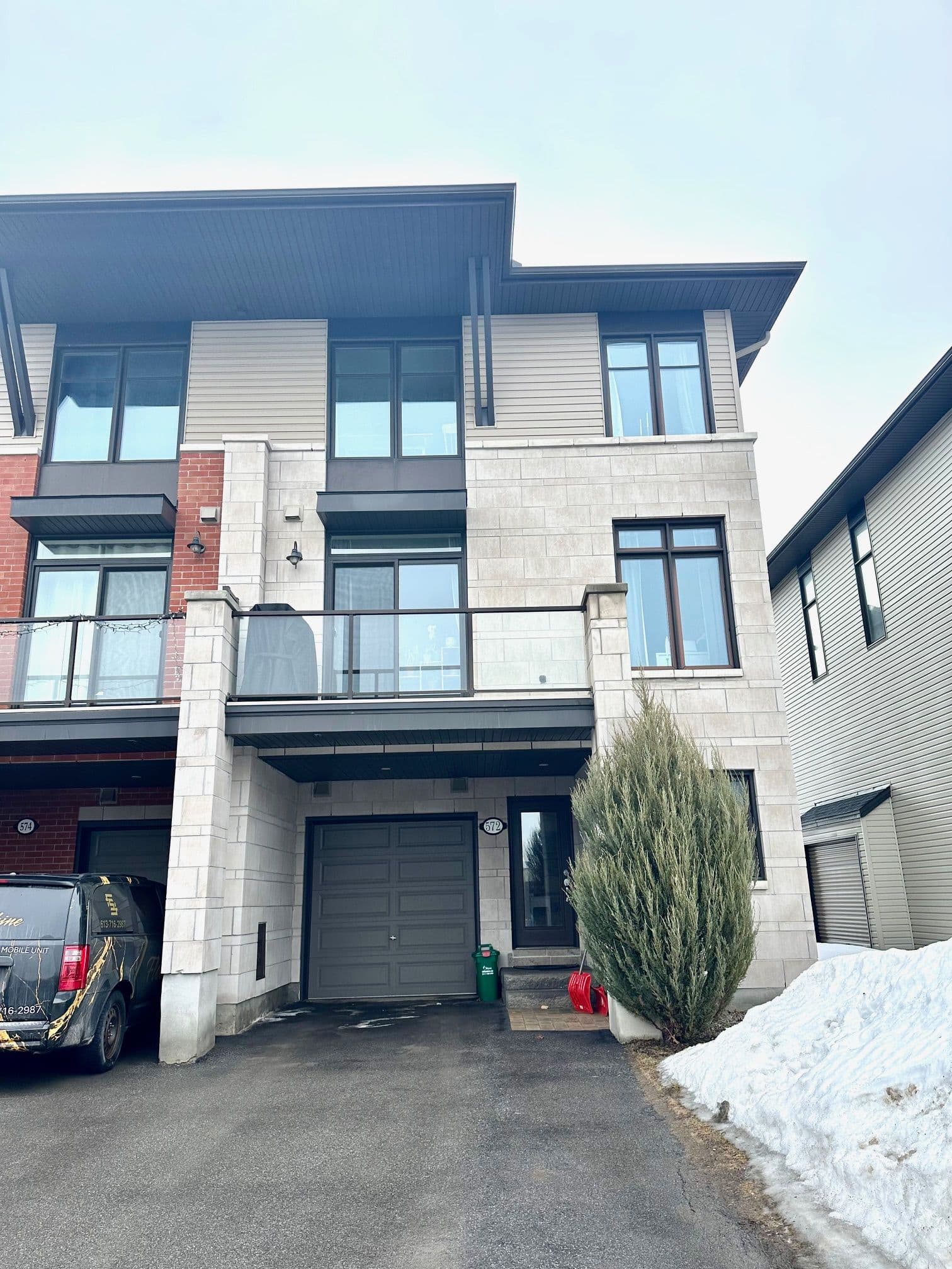 572 Labrador Crescent, Blossom Park - Airport and Area, ON K1T 0R3