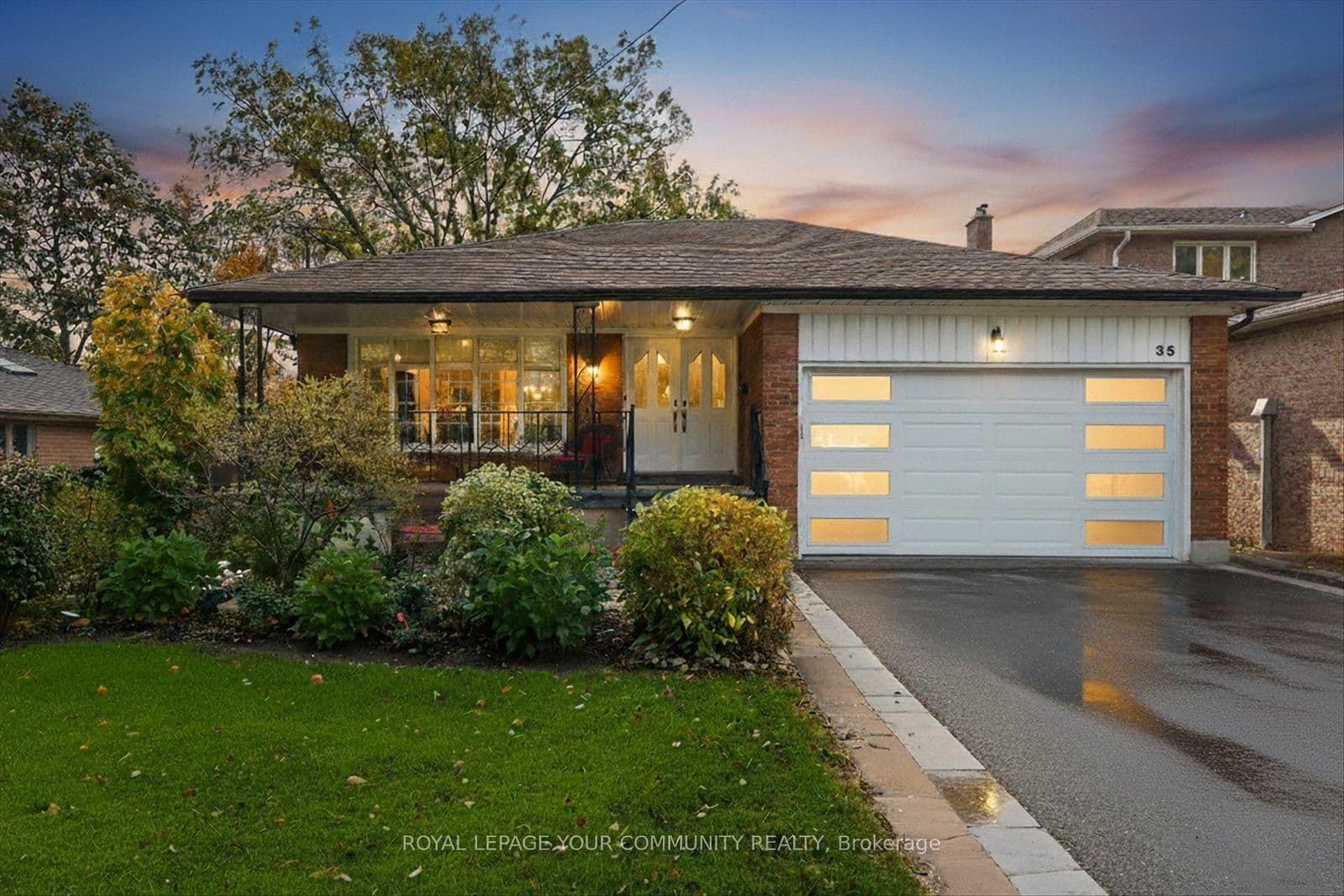 35 Sunvale Drive, Toronto W09, ON M9R 1Z4
