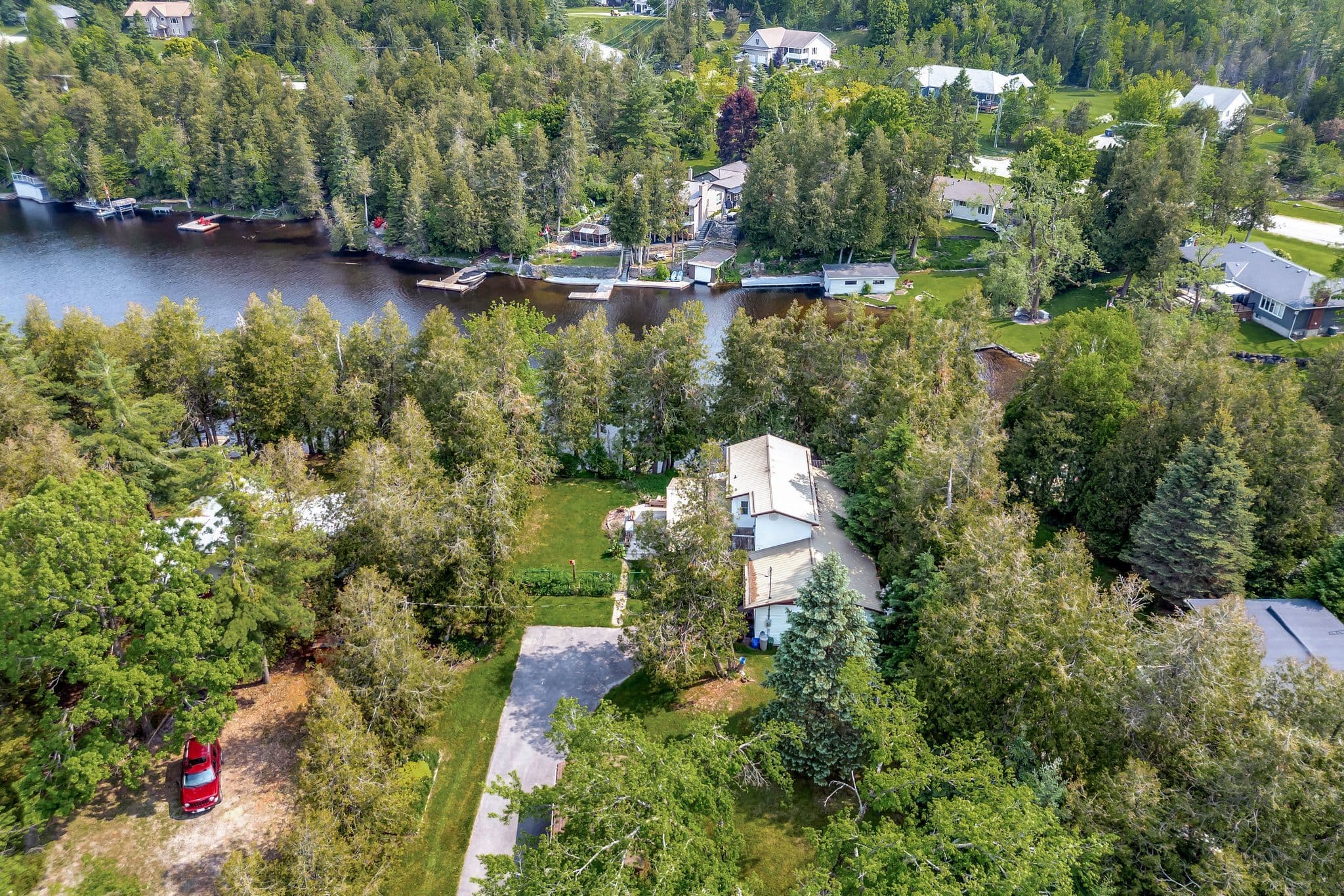14 Wychwood Drive E, Kawartha Lakes, ON K0M 1N0