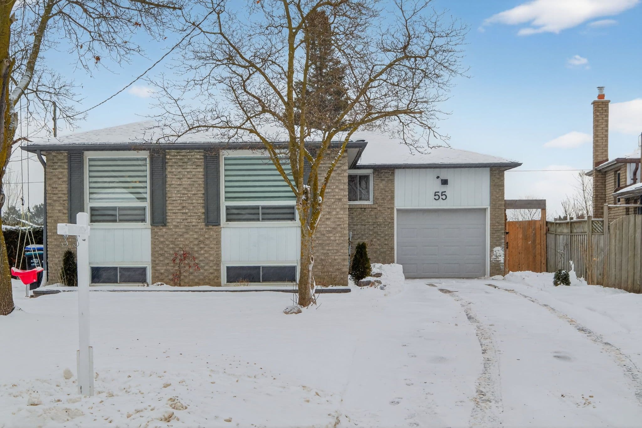 55 Townsend Avenue, Bradford West Gwillimbury, ON L3Z 1X9