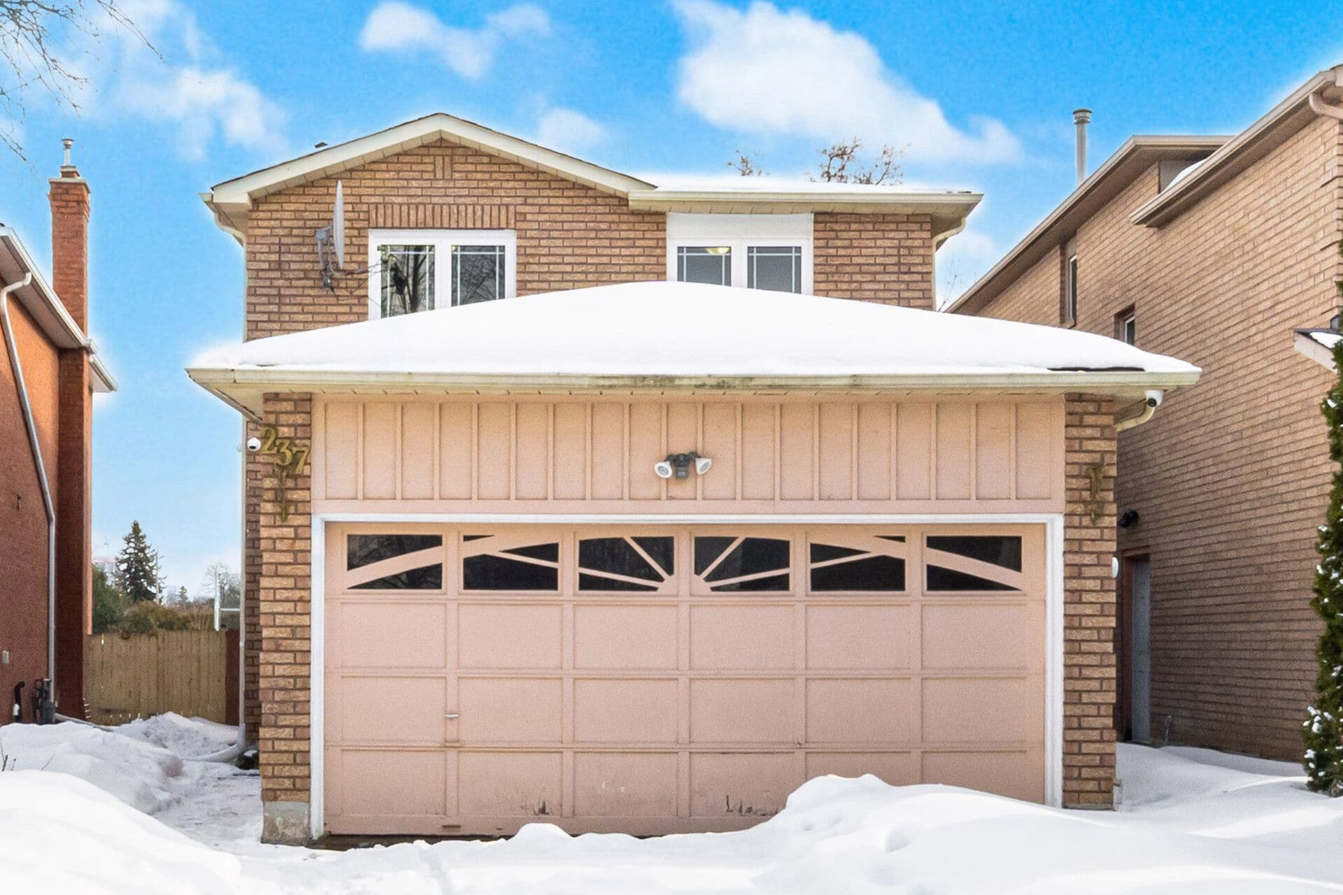 237 Bufford Drive, Brampton, ON L6Y 4W1