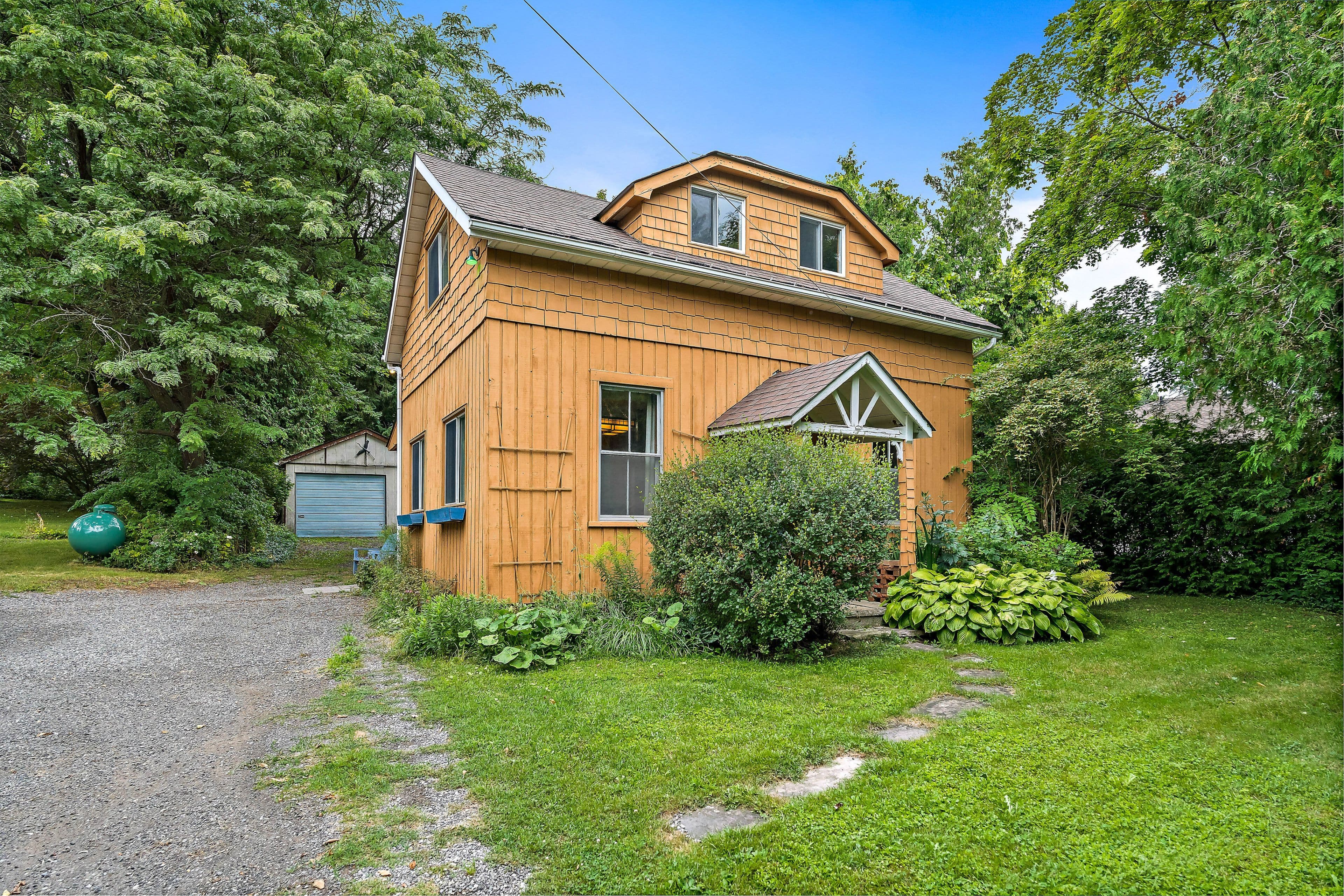 11369 22 Side Road, Halton Hills, ON L0P 1H0
