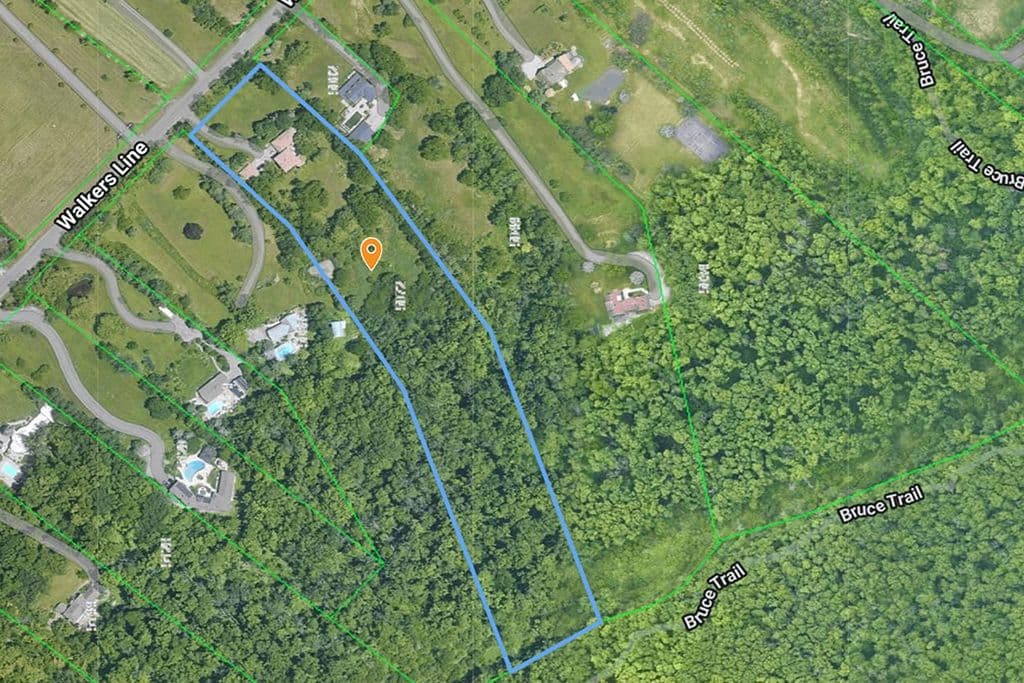 5072 Walkers Line, Burlington, ON L7M 0R1