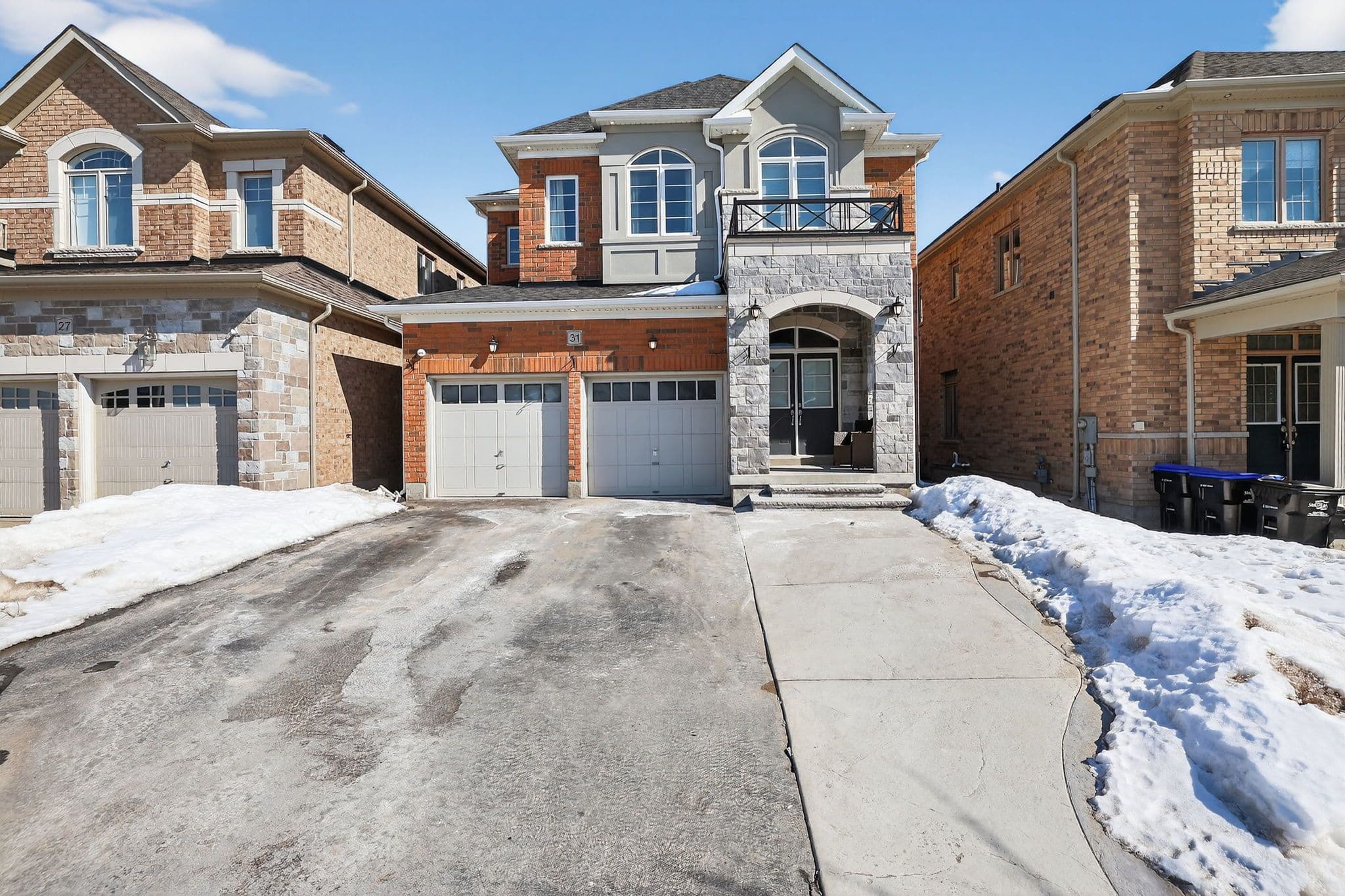 31 Tay Boulevard, Bradford West Gwillimbury, ON L3Z 0W5