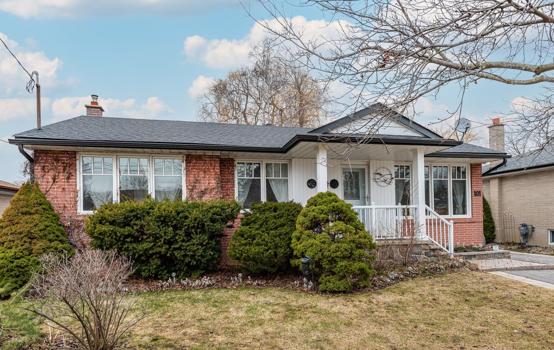 101 Hawthorn Avenue, Whitchurch-Stouffville, ON L4A 4T1