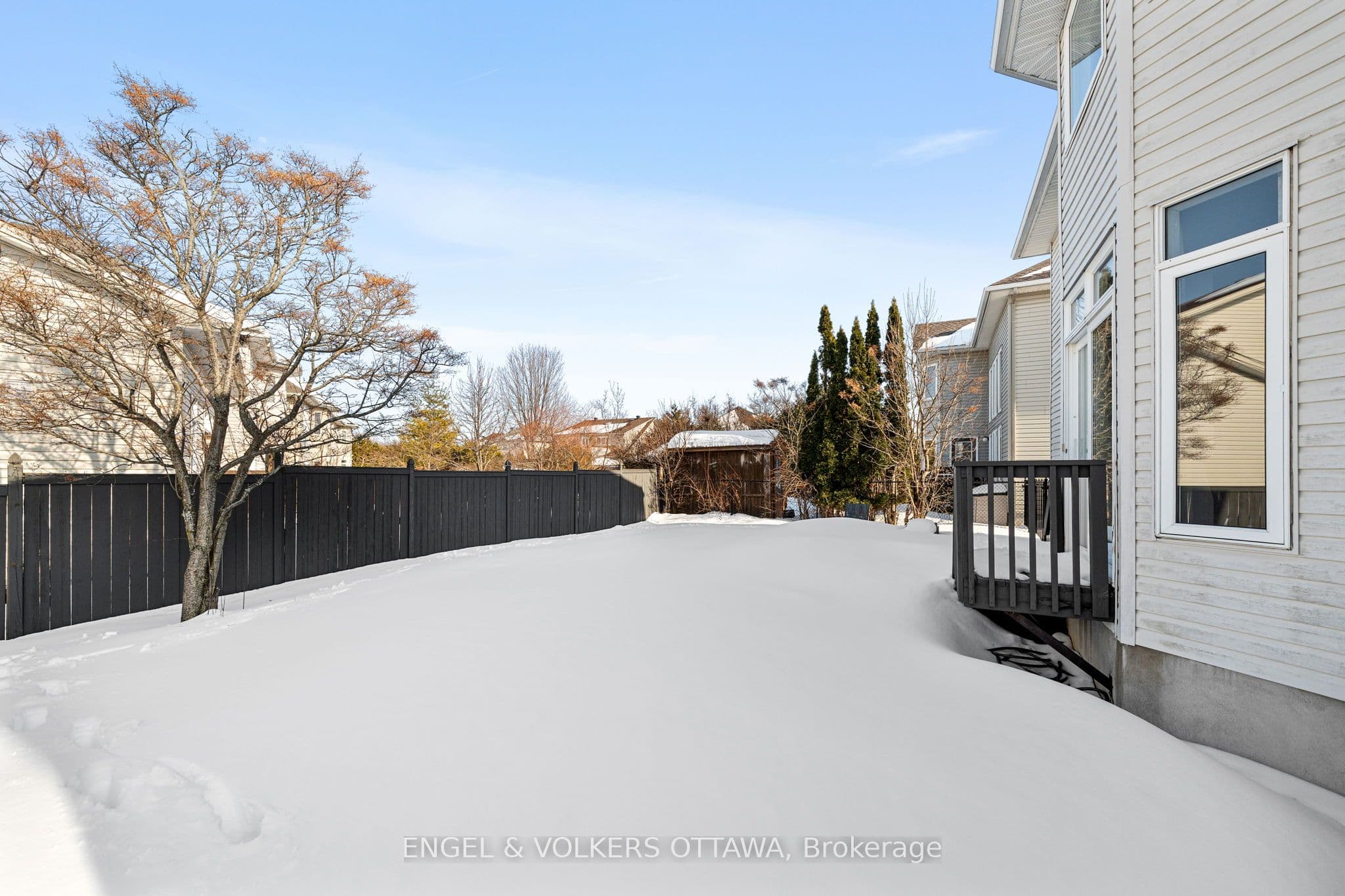 19 Black Tern Crescent, Kanata, ON K2M 2Z4