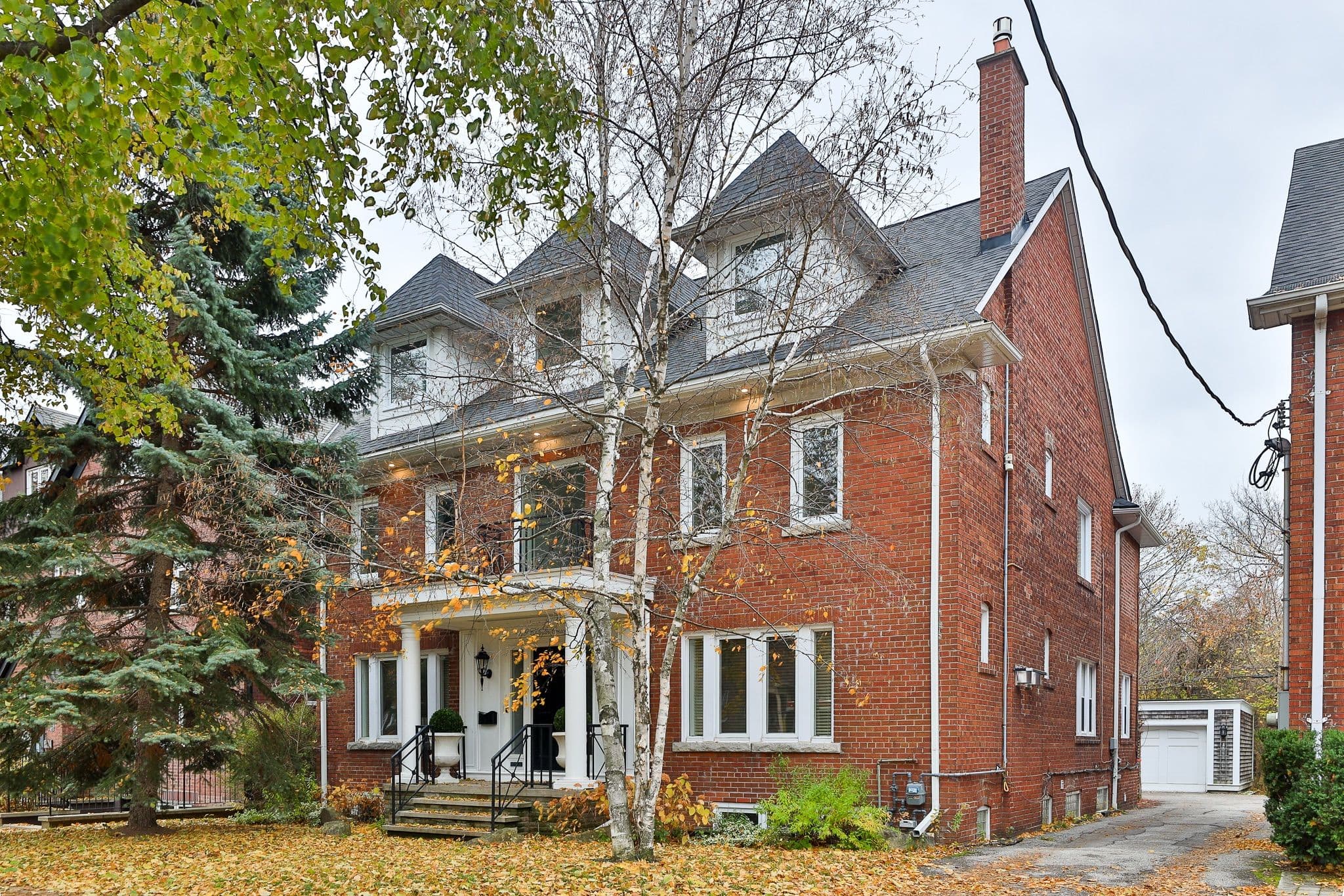 119 Chaplin Crescent Main, Toronto C03, ON M5P 1A6