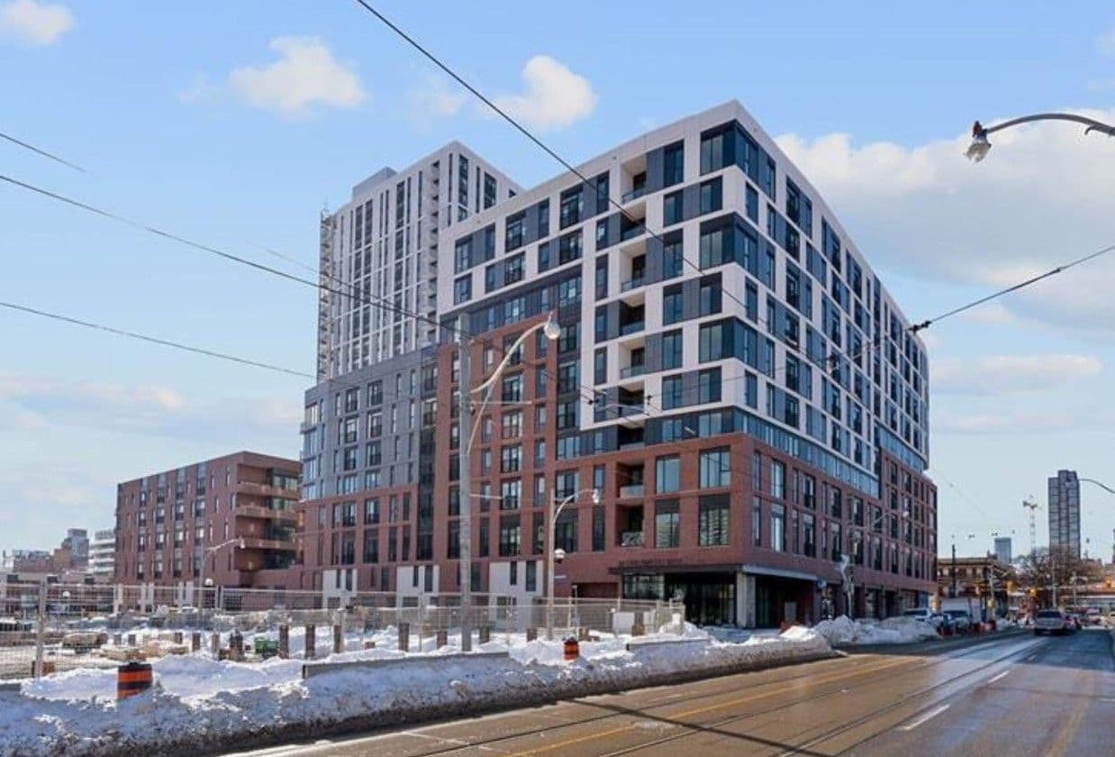 30 Dreamers Way N0563, Toronto C08, ON M5A 0Y7