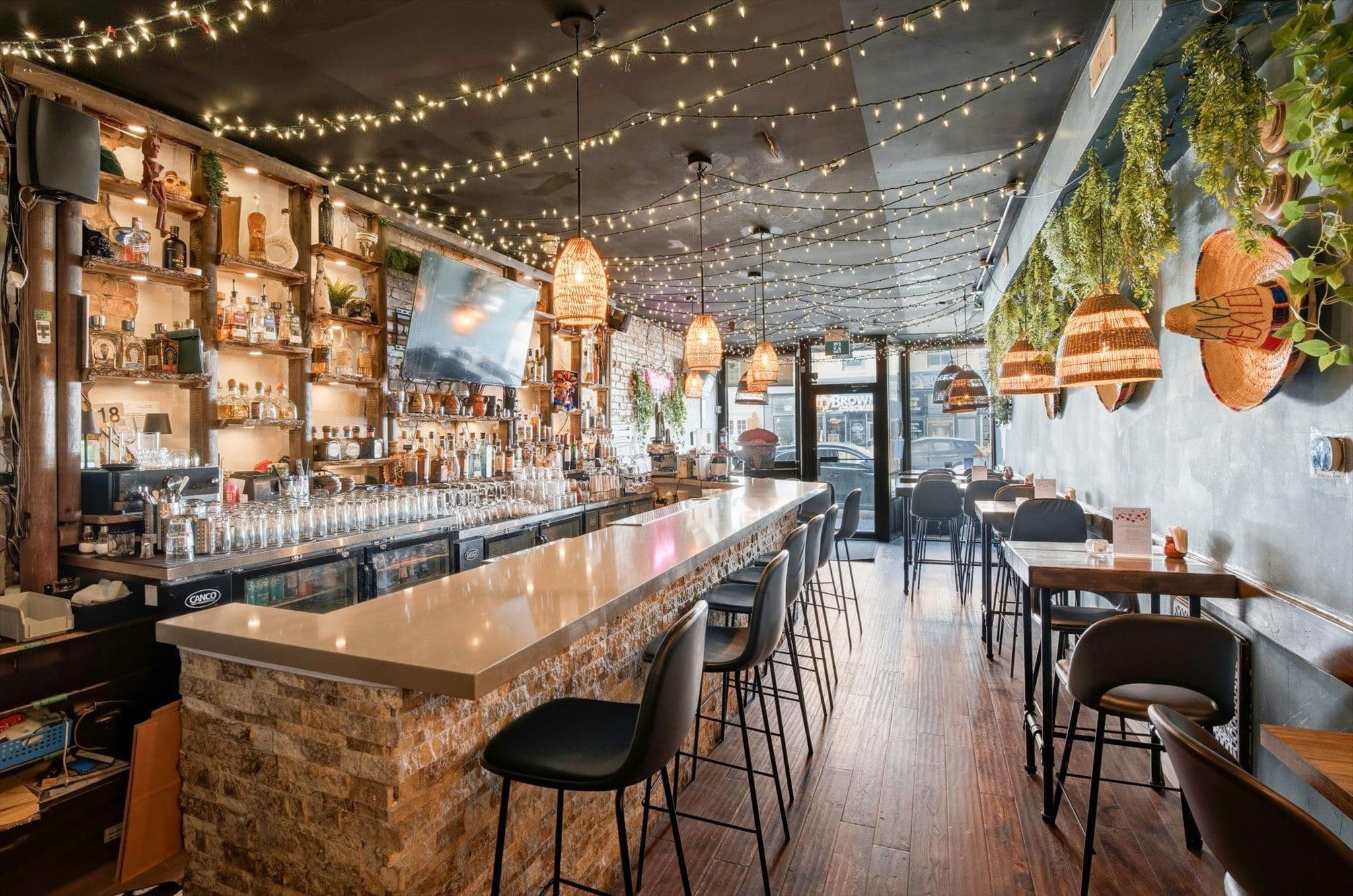 1263 Queen Street W, Toronto W01, ON M6K 1L5