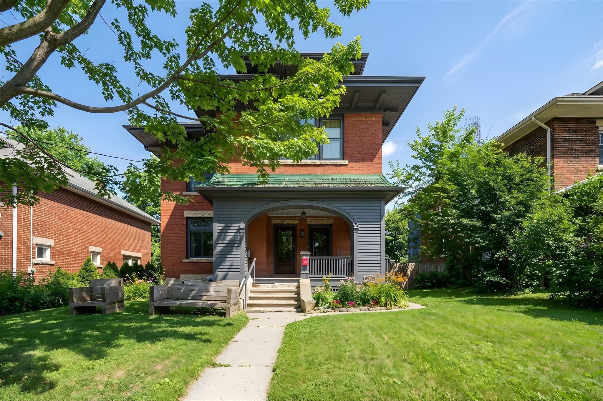 467 Woolwich Street Upper, Guelph, ON N1H 3X6
