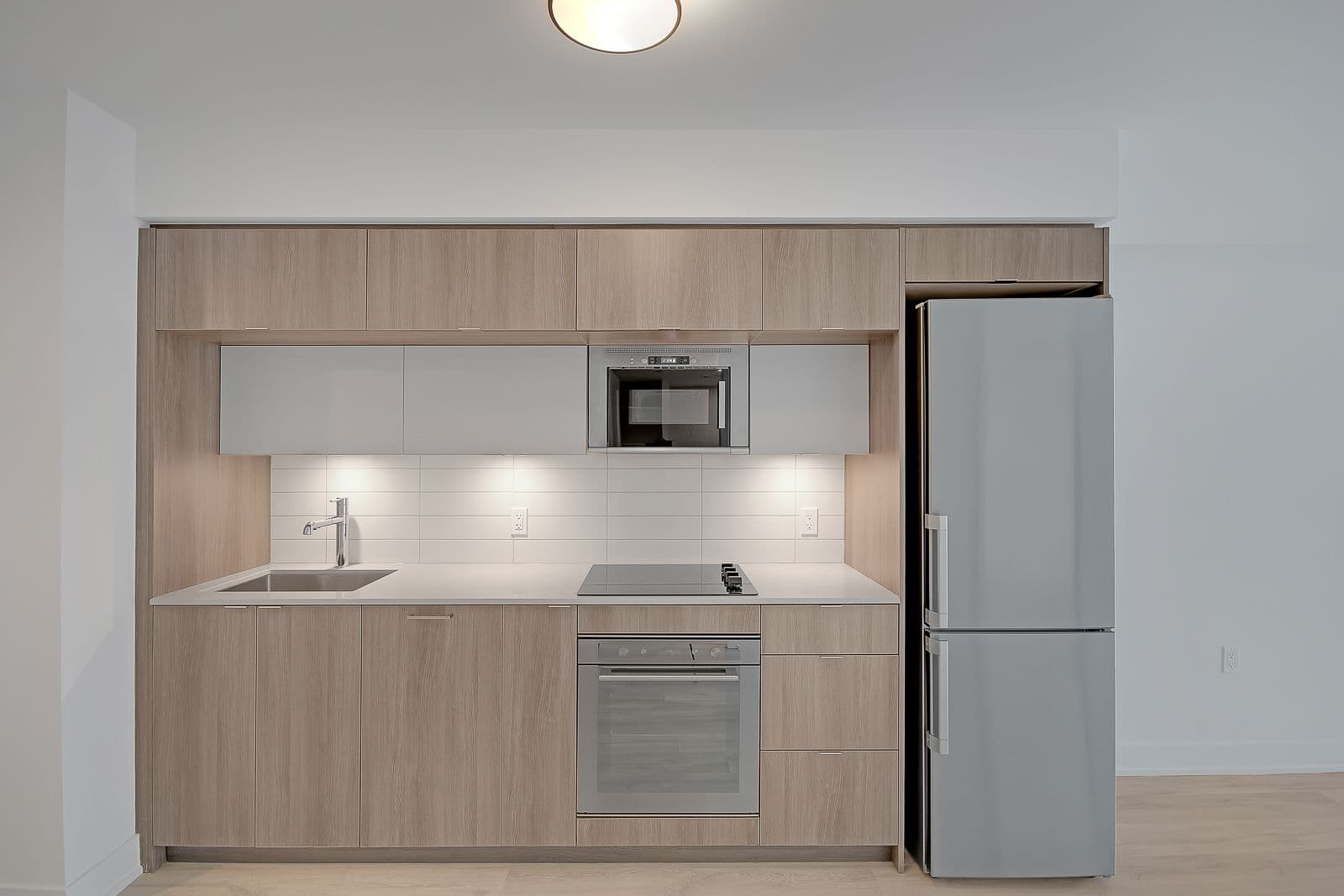 575 Bloor Street E 1205, Toronto C08, ON M4W 0B2