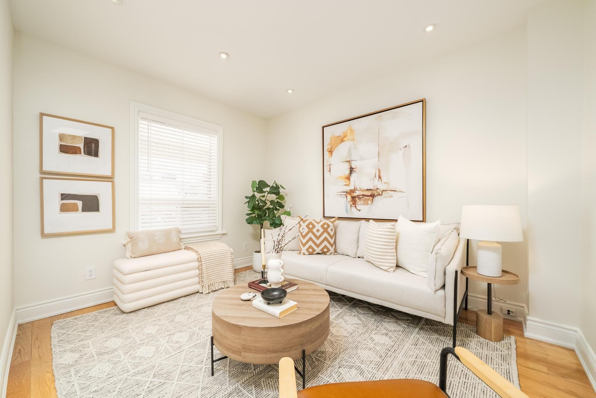 10 Eldon Avenue, Toronto E03, ON M4C 5G1