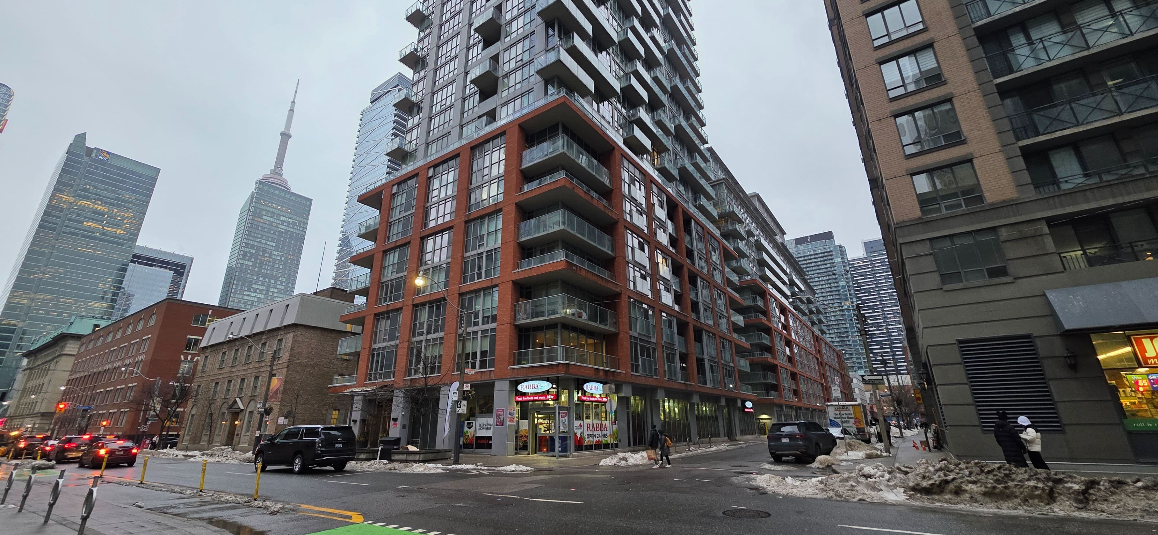 126 Simcoe Street 301, Toronto C01, ON M5H 4E6