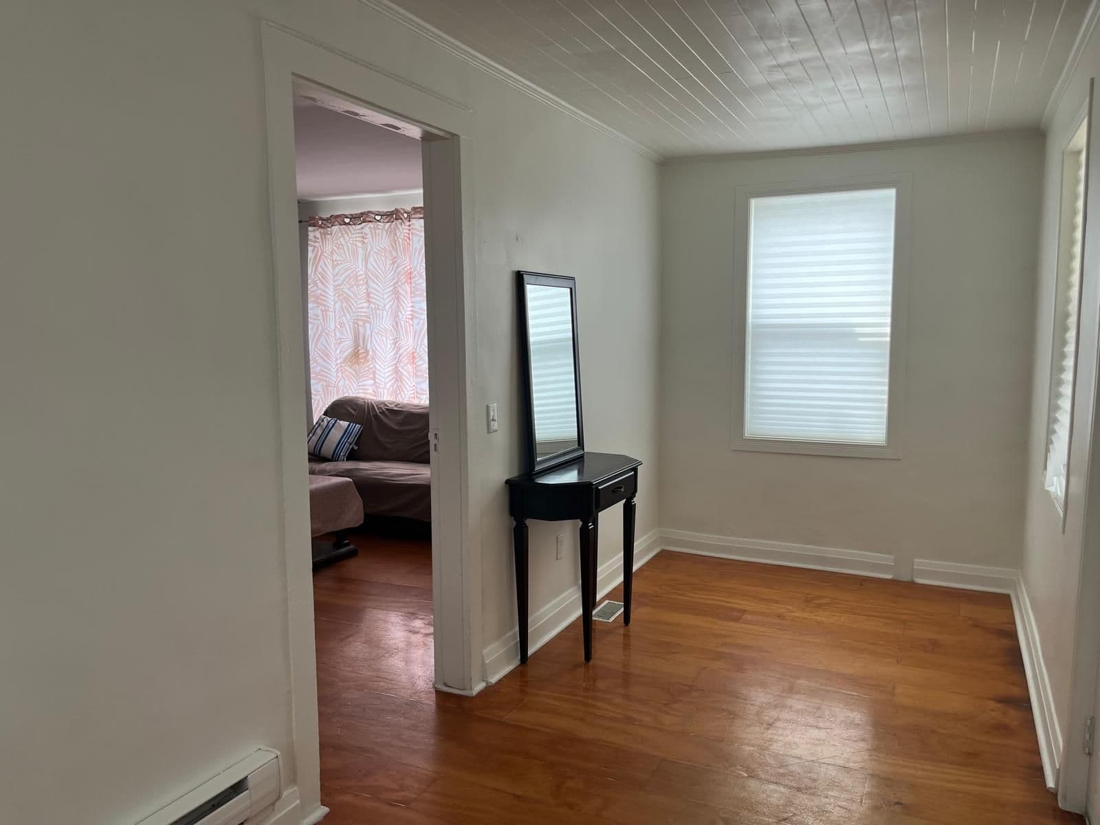 2 patricia Street, Thorold, ON L2V 3V7