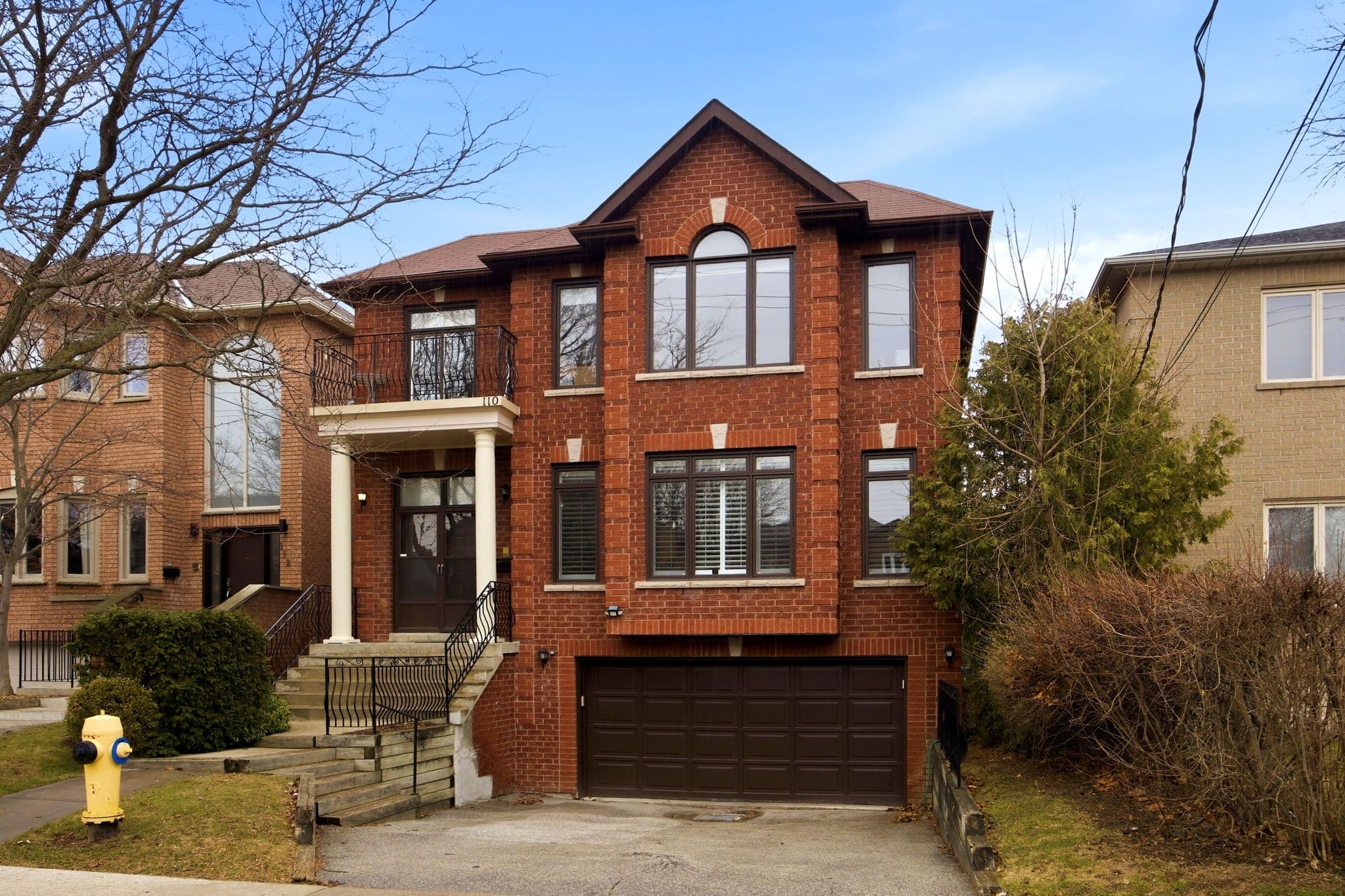 110 Glen Park Avenue, Toronto C04, ON M6B 2C5