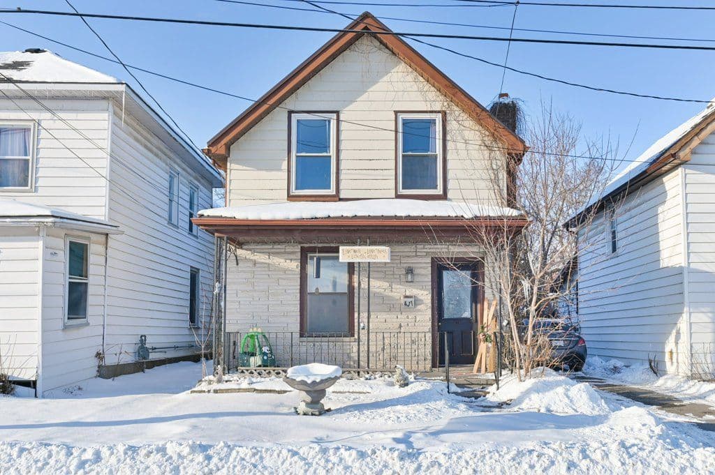 431 Main Street, Deseronto, ON K0K 1X0