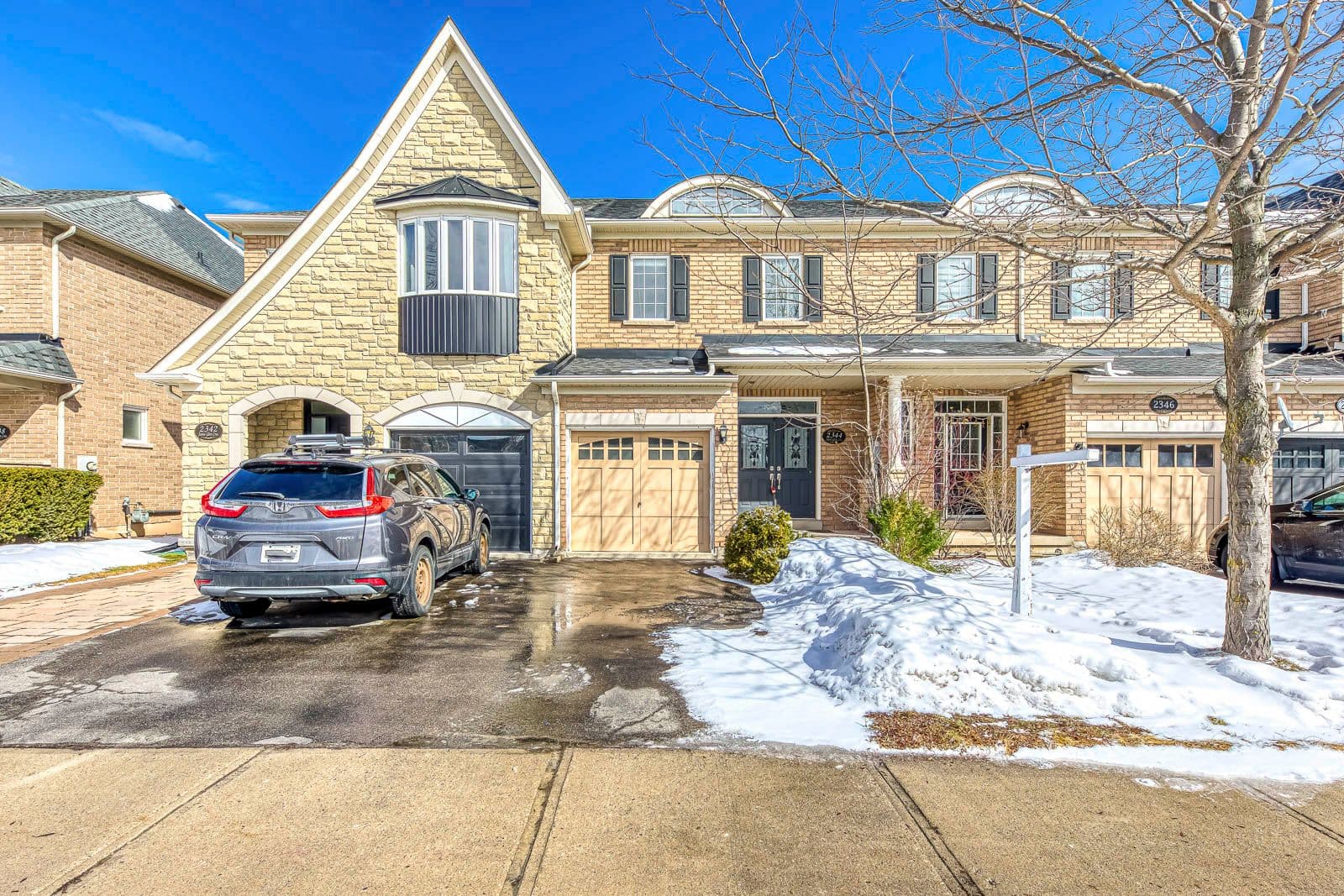 2344 Stone Glen Crescent, Oakville, ON L6M 0C7
