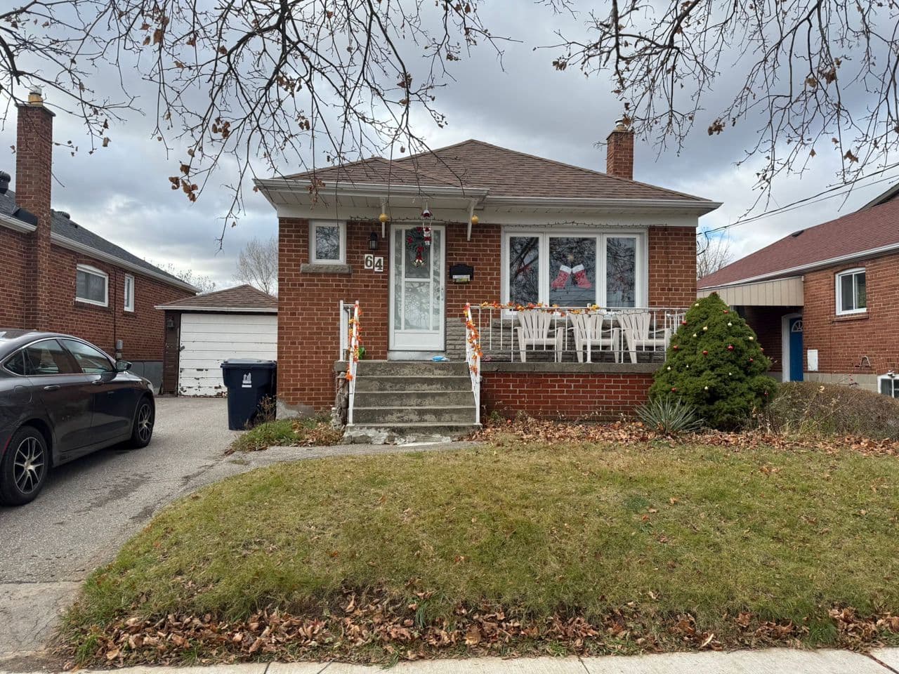64 Delwood Drive Lower, Toronto E04, ON M1L 2S7