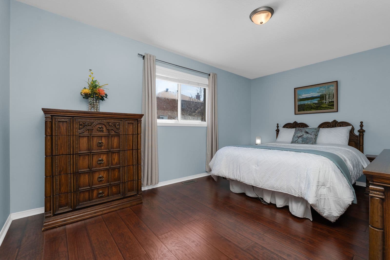 67 Forest Dale Drive, Barrie, ON L4M 6M9