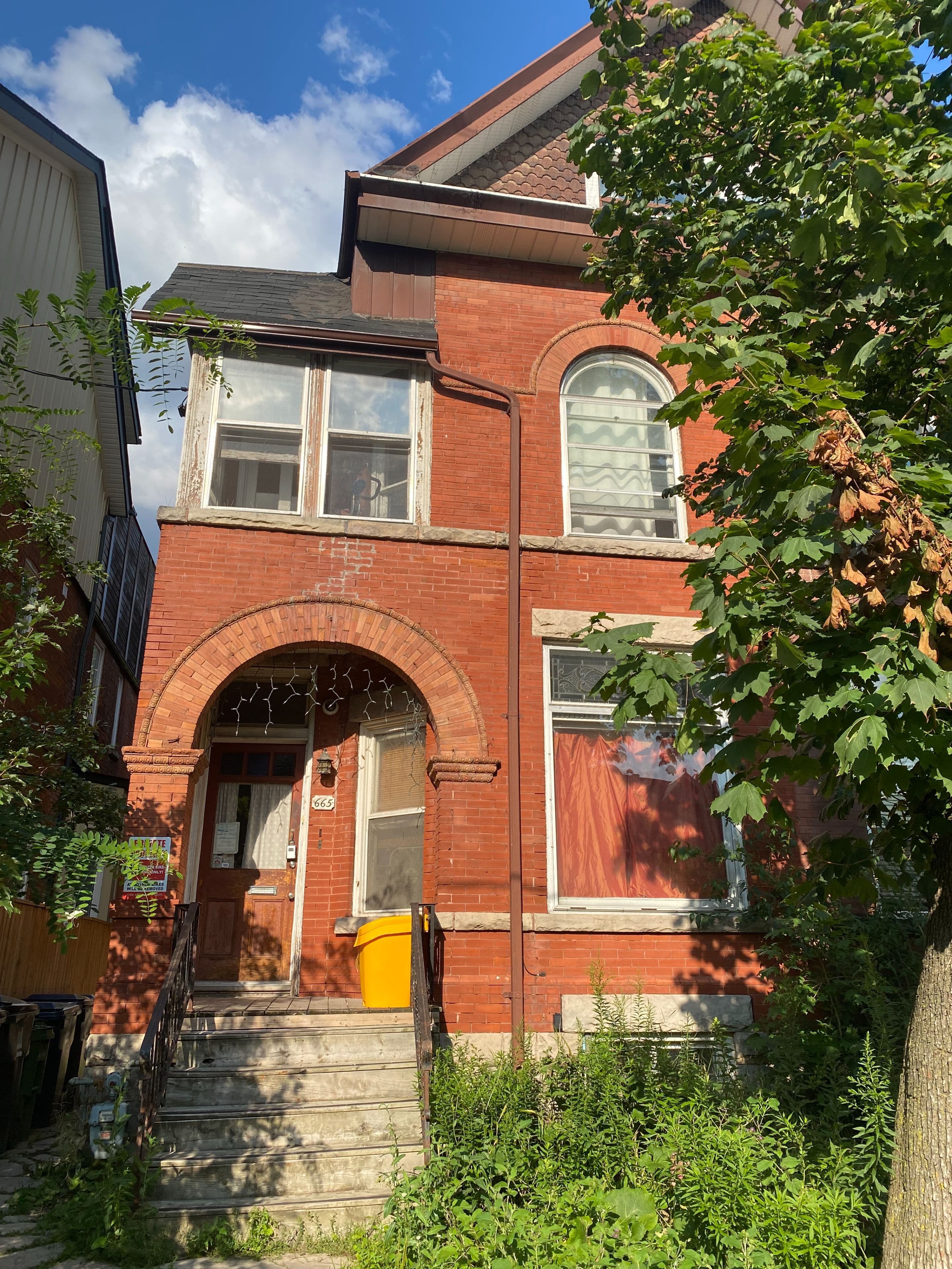 665 Dovercourt Road Apt 3, Toronto C01, ON M6H 2W5