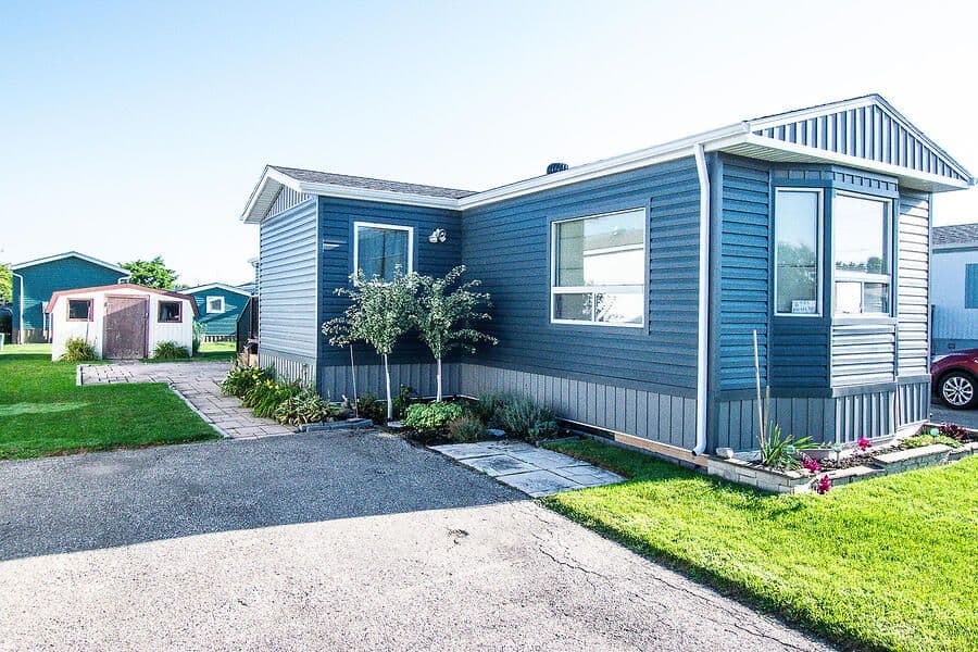 4585 Rachael Lane, Lincoln, ON L3J 0W1