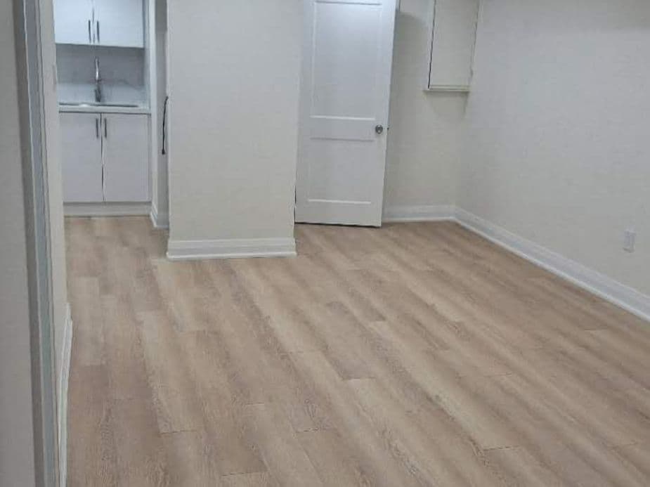 BSMT - 3 Lockdare Street, Toronto E07, ON M1S 2Z5