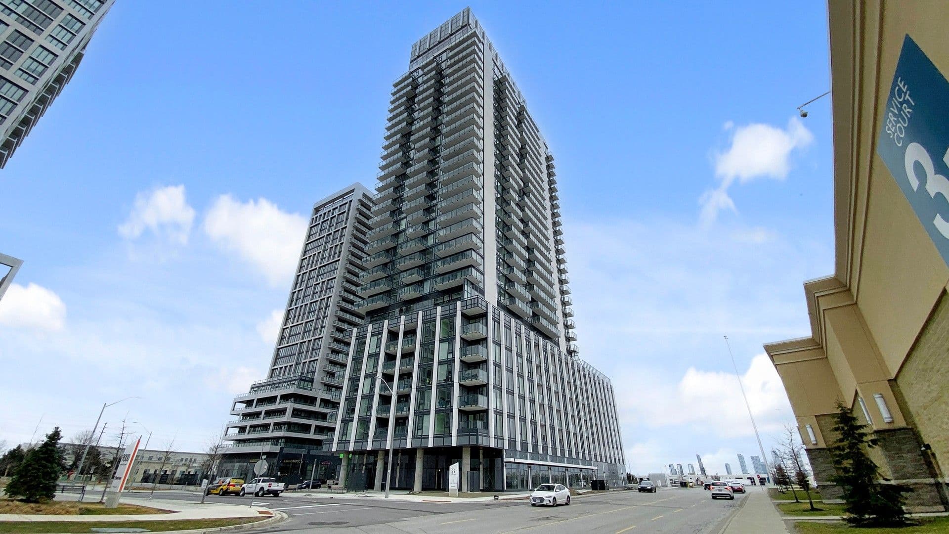 27 Korda Gate N 902, Vaughan, ON L4K 0P6