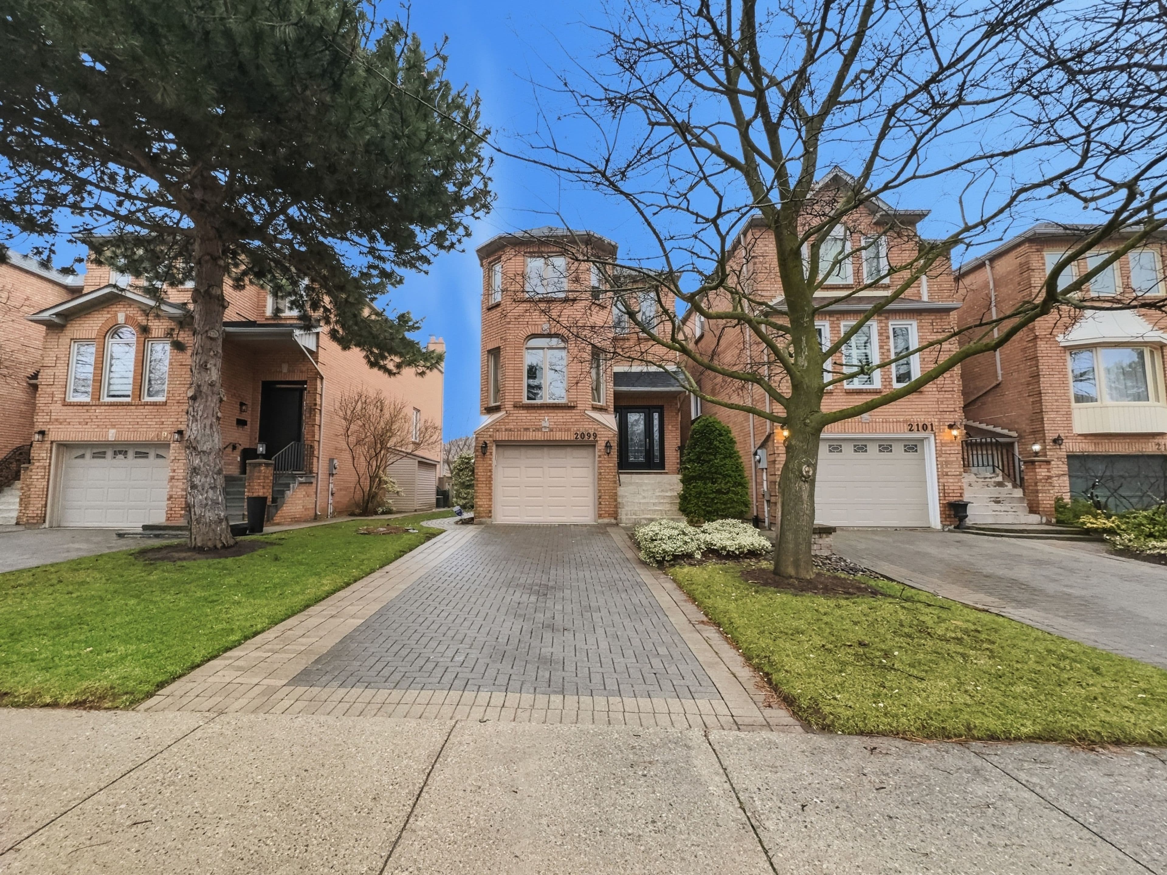 2099 Blacksmith Lane Upper, Oakville, ON L6M 3A3