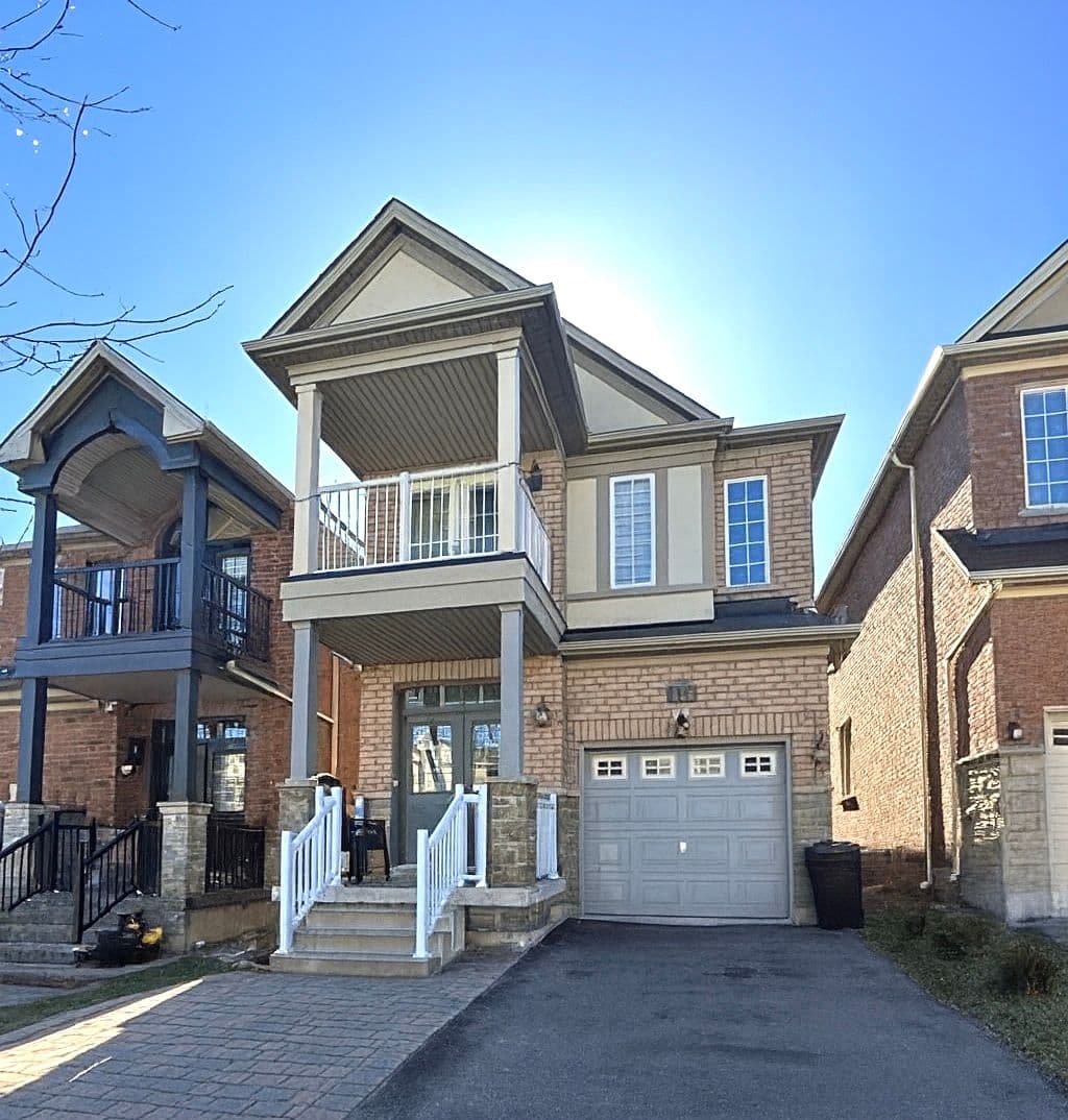 137 Laramie Crescent, Vaughan, ON L6A 0R1