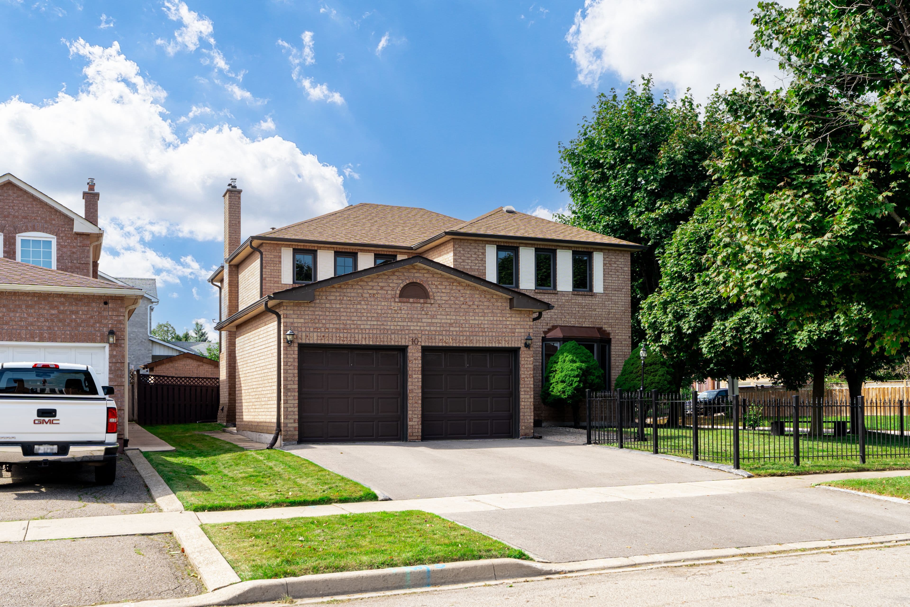 10 Phelps Drive, Brampton, ON L6X 3V5